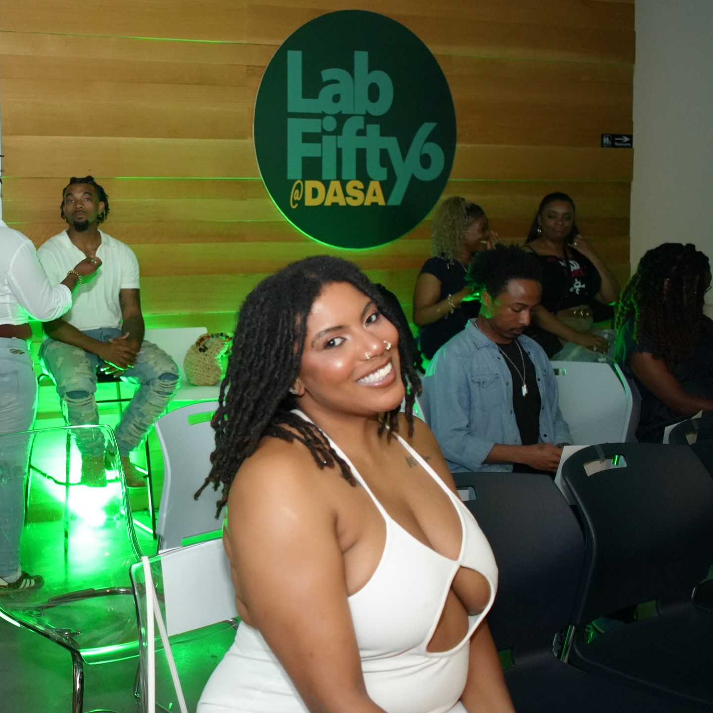 And did I mention I was at Lab Fifty6 (@labfifty6) jammin to Gio (@tripleohjee) and Rudi Devino (@gorudi) and supporting Shelbi (@shelbialexandria)? I was feelin very grown in the dim lighting and let me tell y’all somethin—if I could sing, y’all would be sick of me! 🤣💗✨