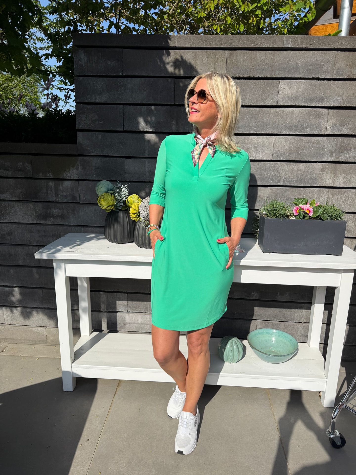 So macht Fashion einfach Spaß 💕✨
Lehn dich zurück, schnapp dir deinen Kaffee ☕ oder Tee 🍵 – und tauch ein in unser neues Mix & Match Video voller frischer, fröhlicher Looks 😍
Wir haben für dich Outfits zusammengestellt, die du ganz easy kombinieren kannst – egal ob lässig, elegant oder einfach WOW ✨
Ein paar Teile, unendlich viele Möglichkeiten… genau das lieben wir! 💫
💥 Und das Beste:
Alle Styles findest du jetzt direkt in unserem Shop – bereit, von dir entdeckt zu werden!
👉 Klick auf den Link in unserer Bio und sichere dir deine Lieblingslooks, bevor sie weg sind 🛍️
Sag uns unbedingt:
Welcher Look ist DEIN Favorit? 💬👇
#fashionboxx #ootd #styleinspo #mixandmatch #fashionliebe #outfitideen #damenmode #lookoftheday #instastyle #fashiondaily #modeblogger #outfitinspiration #trendlooks #shopnow #musthave #neuekollektion #fashionaddict #styleguide #outfitgoals #modeonline #kleiderliebe #fashionstore #onlineshoppen #styleoftheday