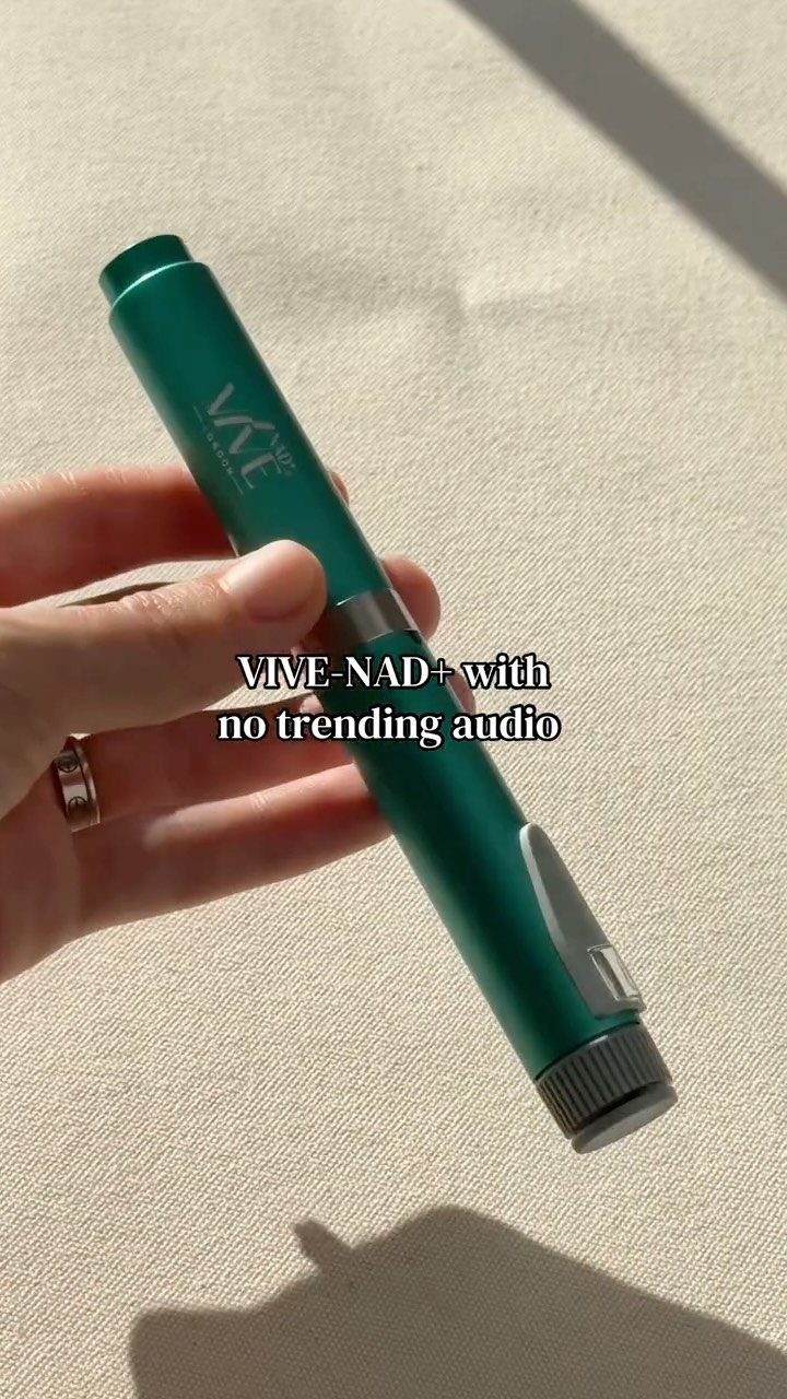 @vive_nad with no trending audio
Our current wellness morning routine - what’s yours?
📹 : @elenlondonreels
#wellnessjourney #healthylifestyle #dailyroutine #selfcare #aestheticwellness #healthhabits #morningroutine