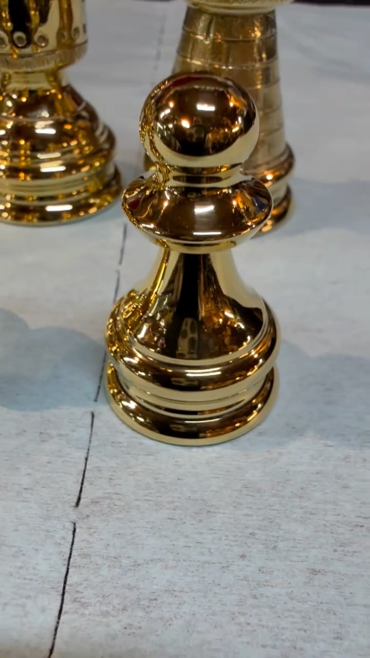 ⭐️💎Not all hero’s wear capes, some wear gold. 💎⭐️ #gold #instamood #trendingnow #instapic #chess