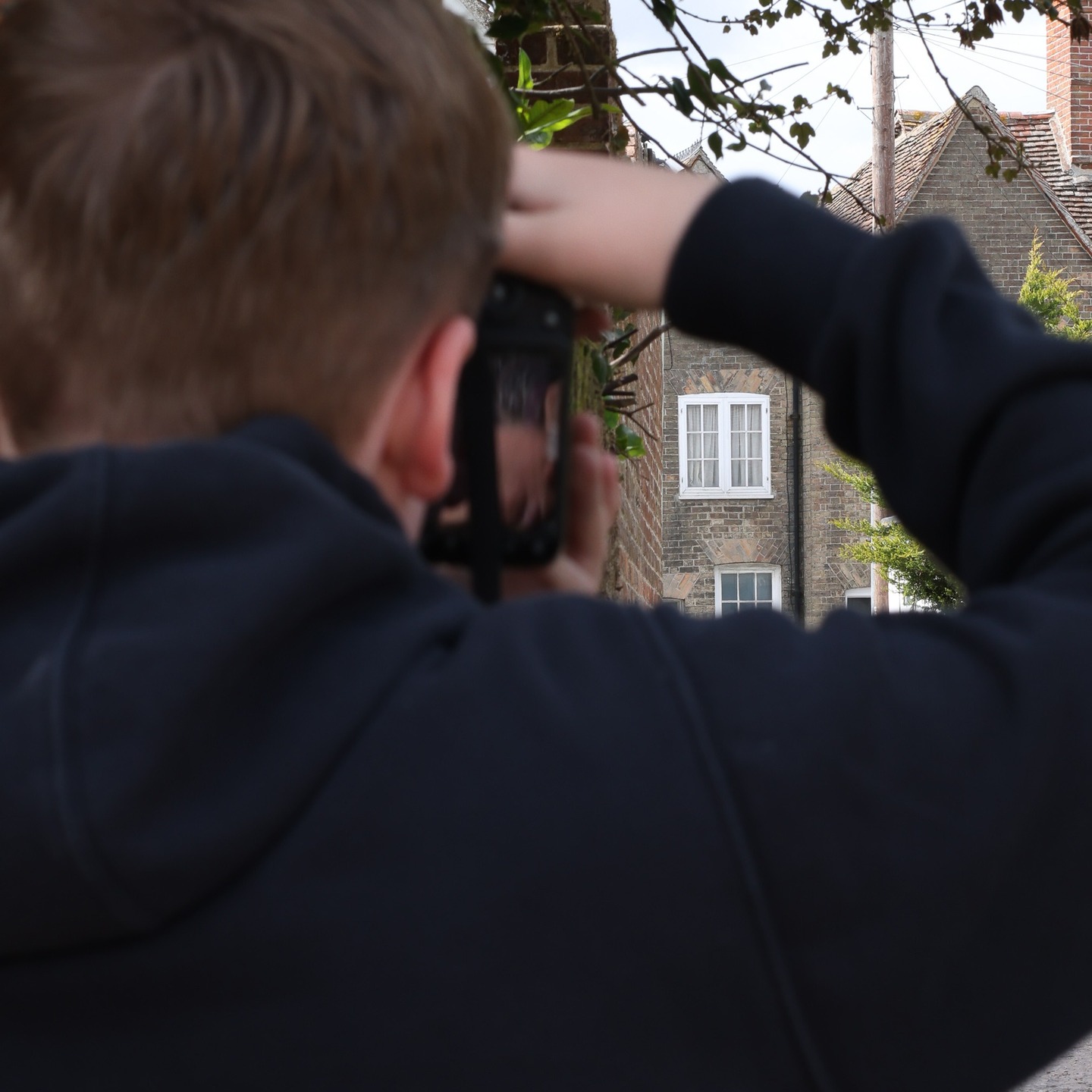 📷 Exhibition Update – 1.5 Weeks to Go!
We’re just a week and a half away from our first photography exhibition, and it’s all starting to come together ✨
Today, the group really stepped into their role as artists—thinking deeply about their work, how it connects to them, and the stories they want to tell. It’s been amazing to watch their confidence grow as they begin planning how to present their work to an audience.
This process isn’t just about taking photos—it’s about feeling, emotion, and storytelling within the frame.
Over the next week, they’ll be refining their final pieces—selecting images, titling them, and shaping how they want their work to be seen and understood.
Encouraging them to be bold, brave, and trust their own creative voice 💫
I am so proud of each and every one of them and the journey they’ve been on—both individually and as a group.
✨ Please do come along and visit their debut exhibition at Artisan Alley, St Osyth on Saturday 25th April. All are welcome!
I can’t wait to see it all come together and to celebrate their creativity, dedication, and hard work 🎉📸
#YoungPhotographers #CreativeJourney #PhotographyExhibition #ArtEducation #EmergingArtists #PhotographyStudents #BeBoldBeBrave #CreativeCommunity