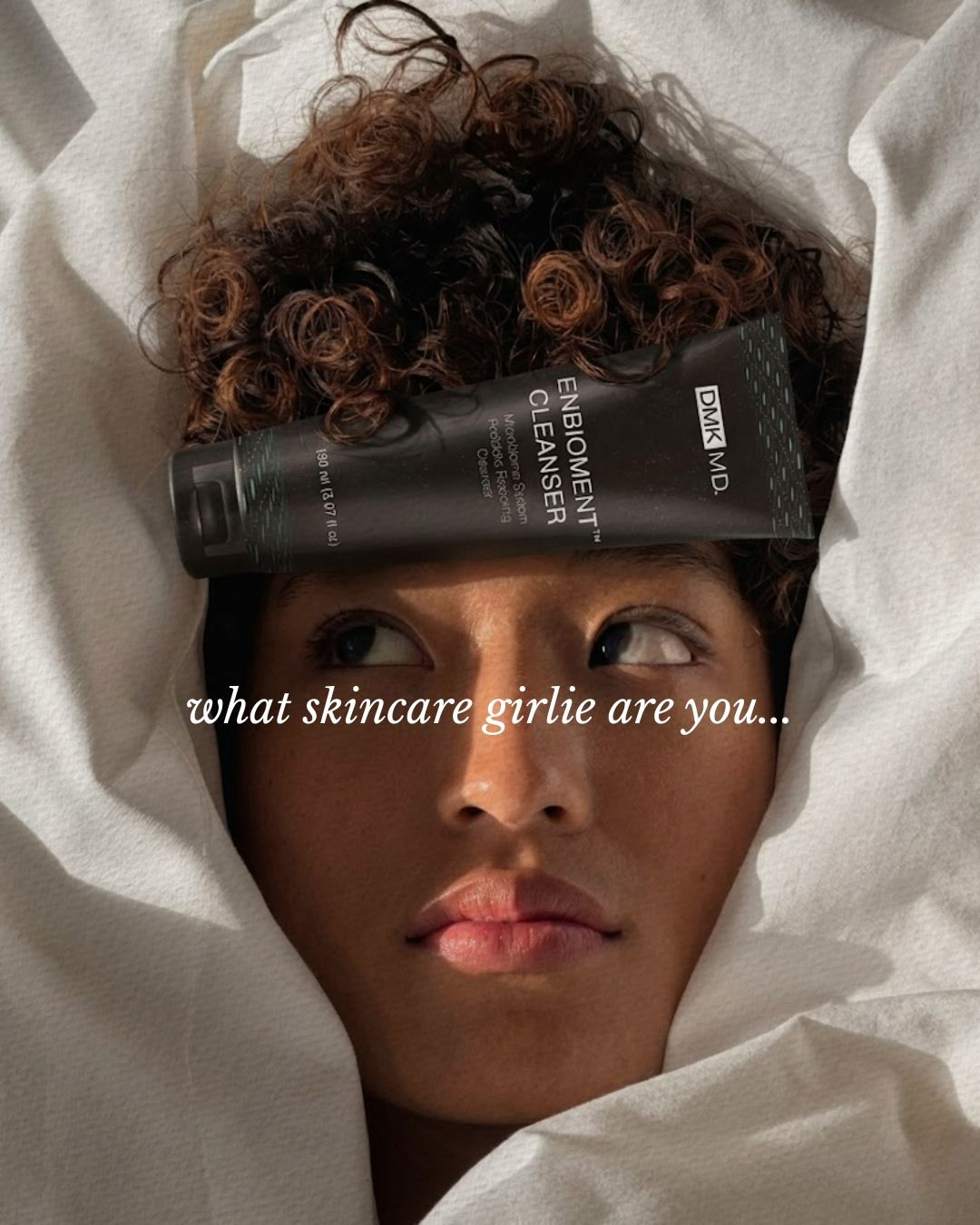 What skin girlie are you? Minimal routine, everything routine, or just vibes?