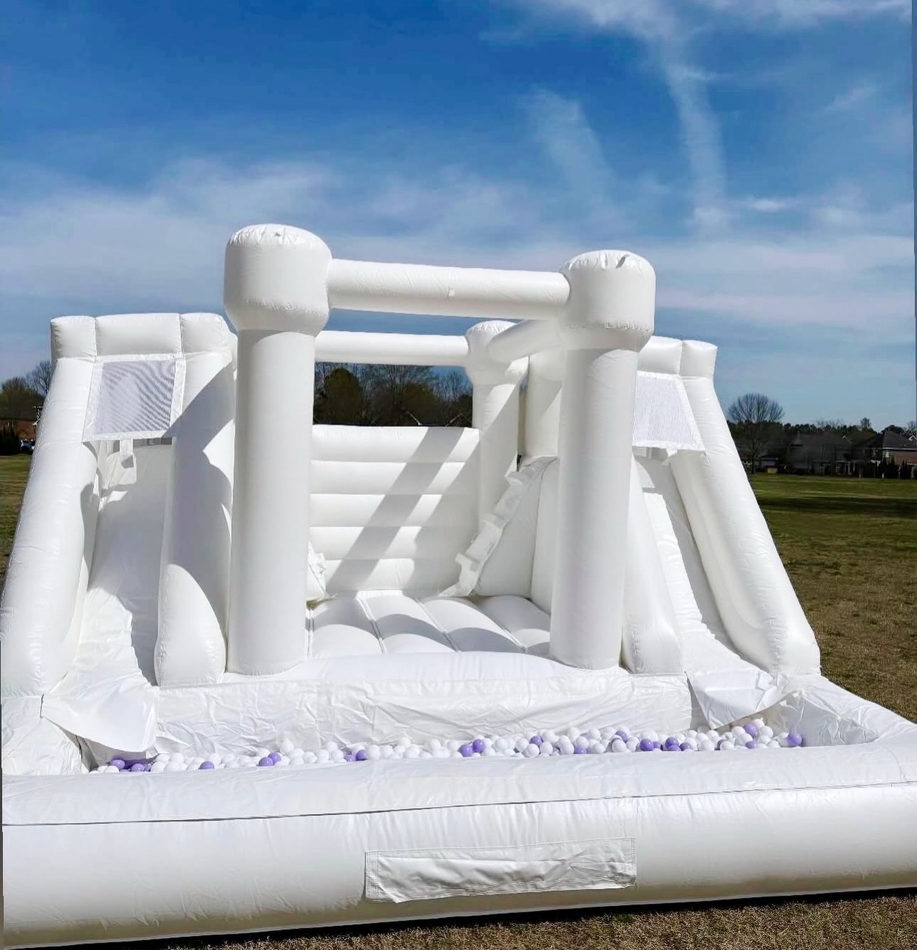 Double the slides, double the fun ✨
Our ball pit bounce house is where the best addition to your event 🤍
#HamptonRoadsMoms #VBMoms #BounceHouseRental #KidsBirthdayParty #SoftPlayRentalVB