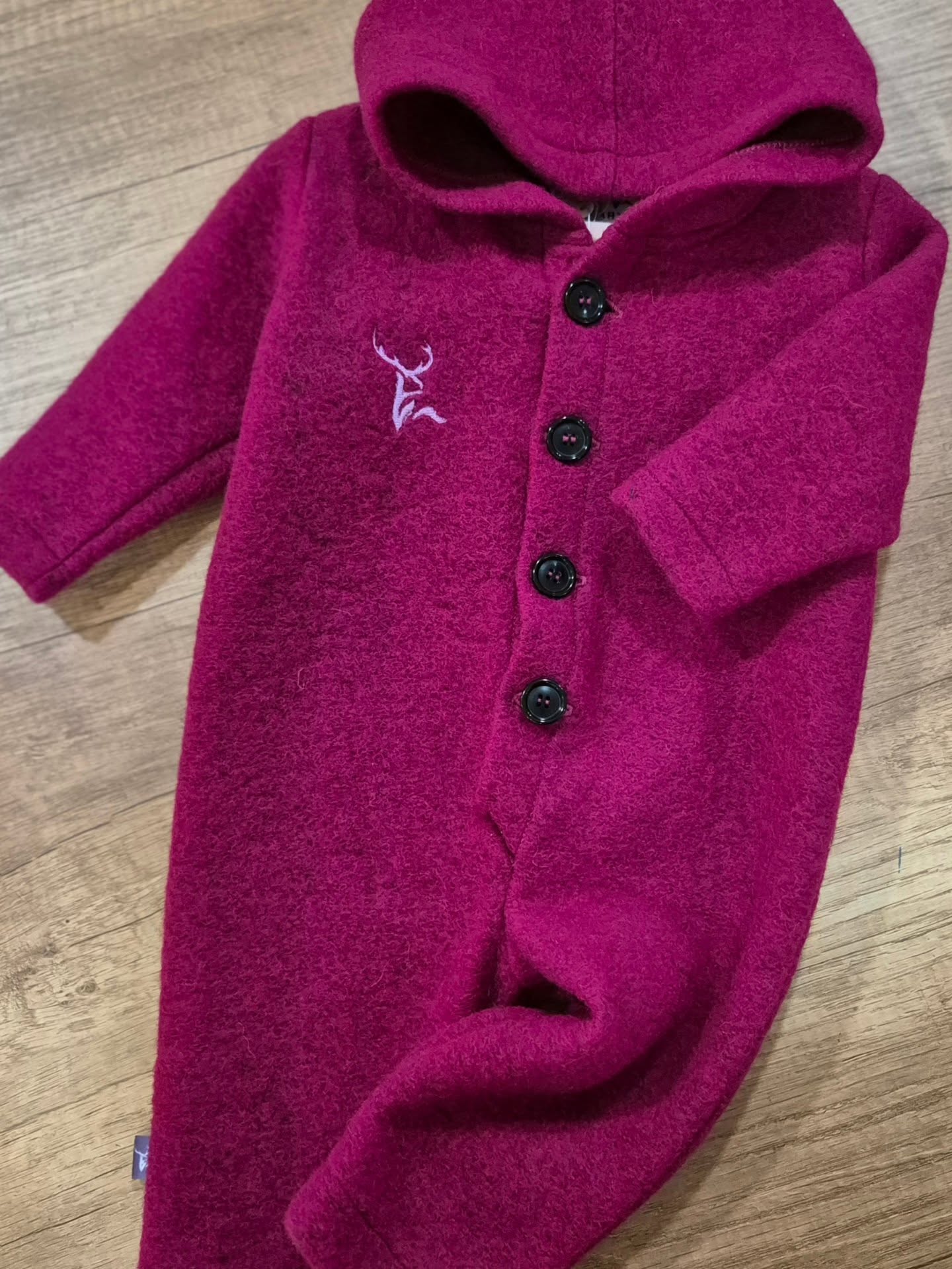 Diese Farbe- topaktuell!!
Und perfekt ist dieser Overall auch noch für diese Jahreszeit.
.
.
#minimi
#minimode
#kidsfashion
#modetrend
bei @rheintracht