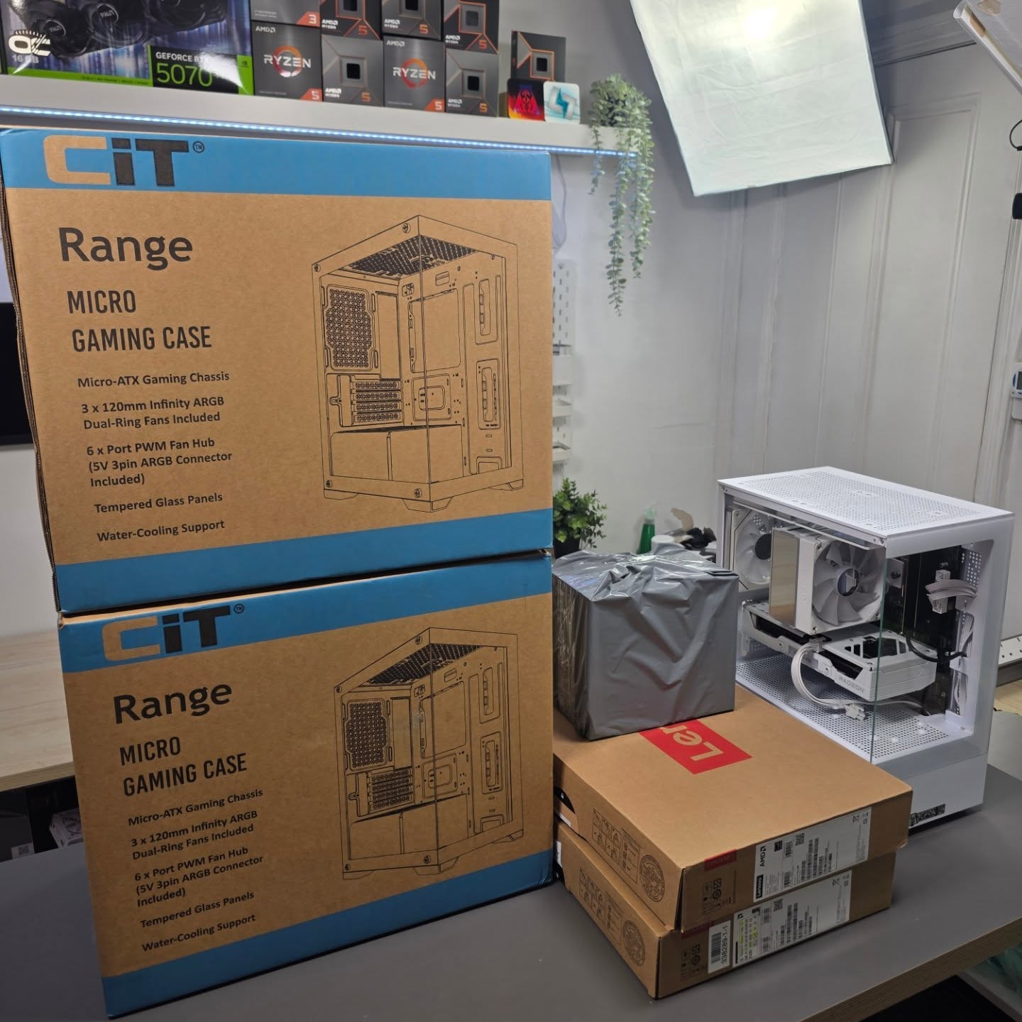 Another busy day at the shop! 🚀
We’ve got more orders heading out the door this afternoon. A fresh batch of Lenovo laptops is off to one of our business partners to keep their team powered up, alongside a variety of computer hardware for our customers.
Whether you need a full fleet of office machines or just the right components for your next project, we’ve got the stock you need.
(And don’t worry—our full PC builds get the VIP treatment with way more protective packaging than these empty cases!) 📦
#TechSupport #BusinessSolutions #PCMasterRace #CustomBuilds #WorkReady ComputerHardware