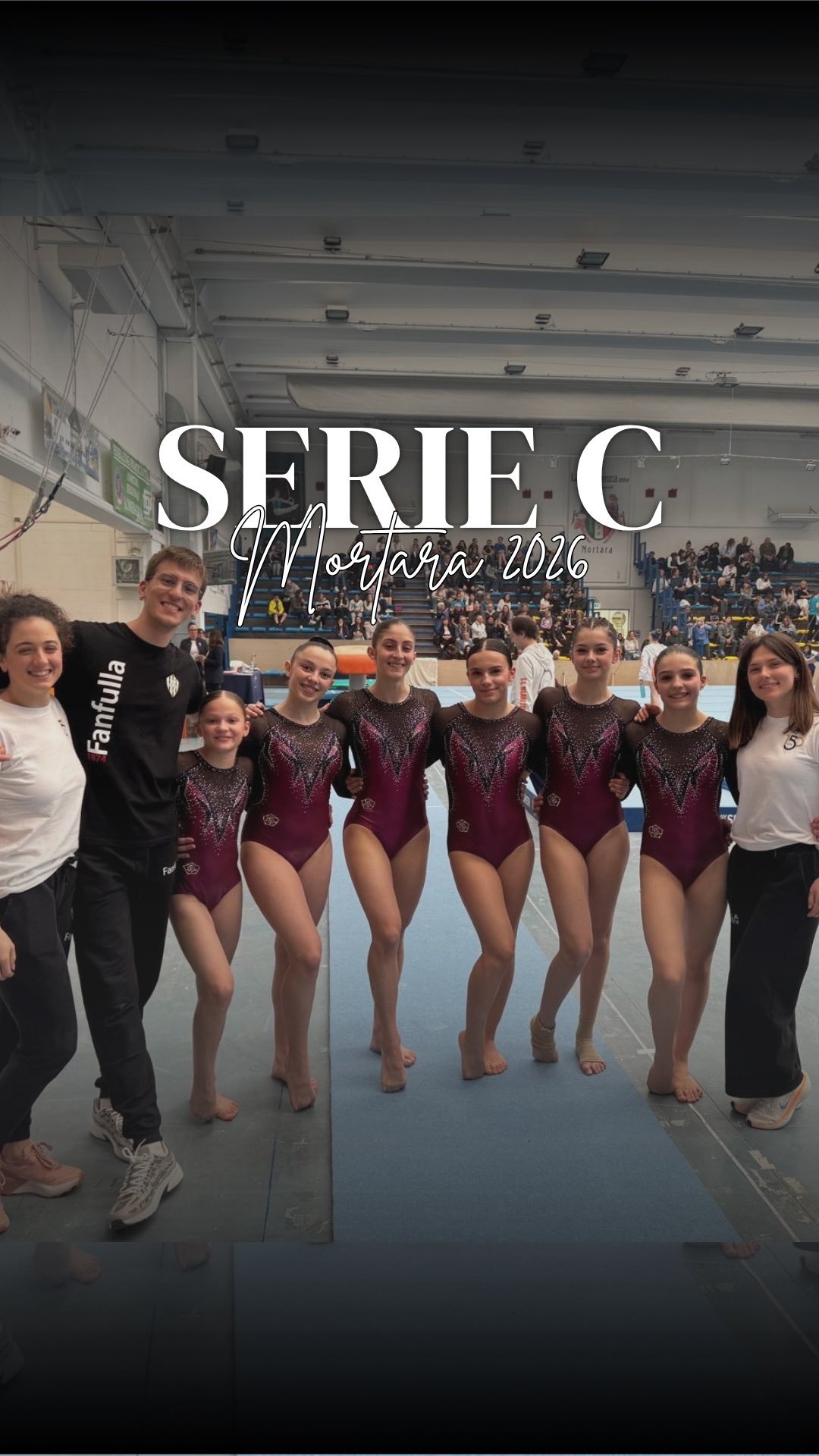 Ultima tappa di SERIE C GAF🤍🖤
Domenica 12 Aprile, la nostra super squadra di Serie C, scende in campo gara al Palamassucchi di Mortara per l’ultima tappa di campionato!🏆
Arianna, Sara, Marta, Sophia, Alessia e Francesca ci incantano con degli esercizi di valore sempre più alto. Portano in pedana la loro grinta e la voglia di brillare e concludere con il botto. Ognuna di loro riesce ad esprimersi al meglio e a terminare questo lungo percorso di crescita e insegnamento con grandi sorrisi e soddisfazioni. Con passione, impegno e dedizione concludiamo la classifica ben prima delle prime 10 squadre!🌟
Bravissime ragazze, ci avete fatto brillare e sognare, questo è solo l’inizio…!🤍🖤💭✨
#seriec #gaf #ginnasticaartistica