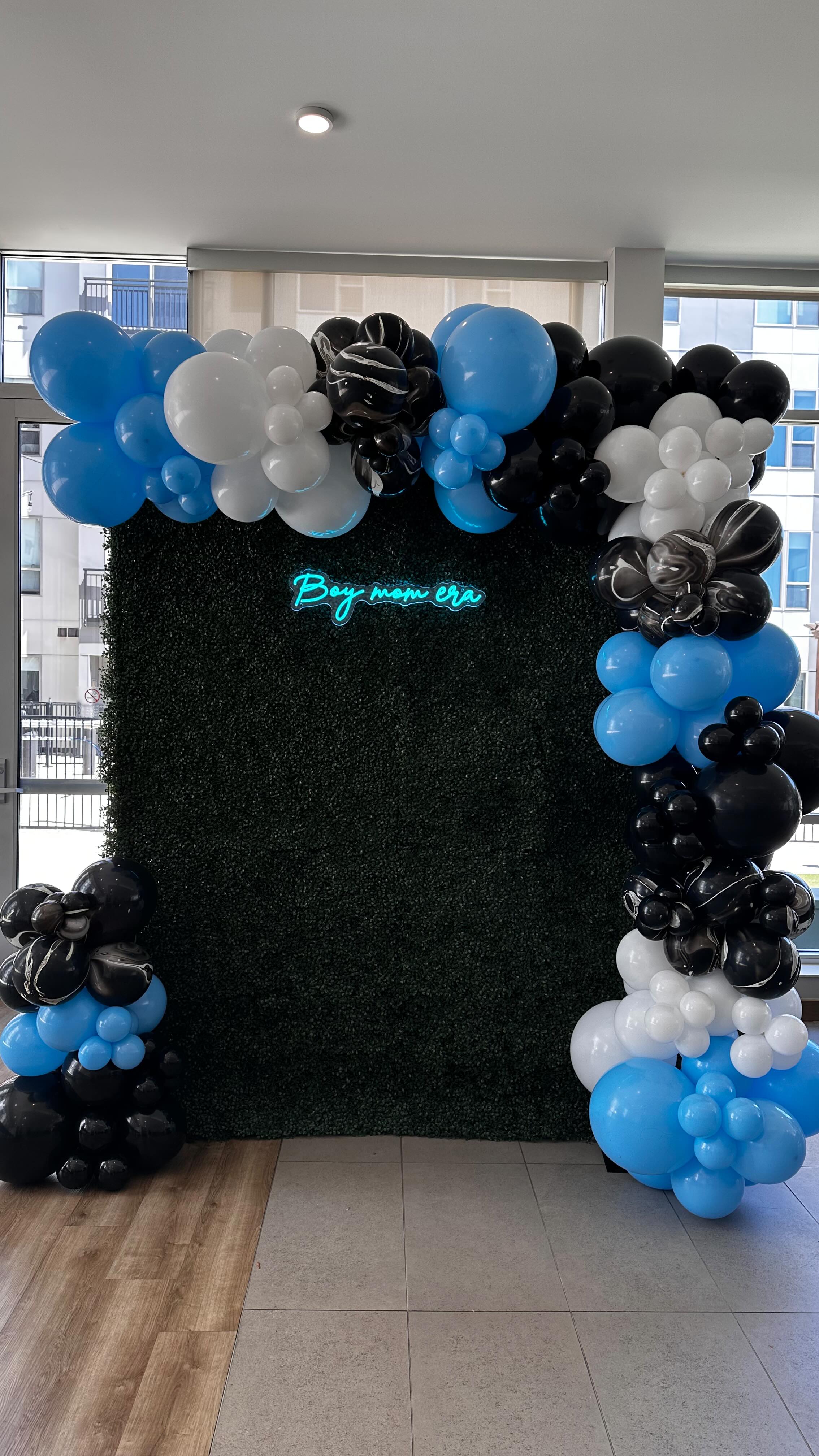 I loved creating this setup for this family’s Baby Shower. They were so sweet and baby boy is so loved already! 🎈🍼❤️