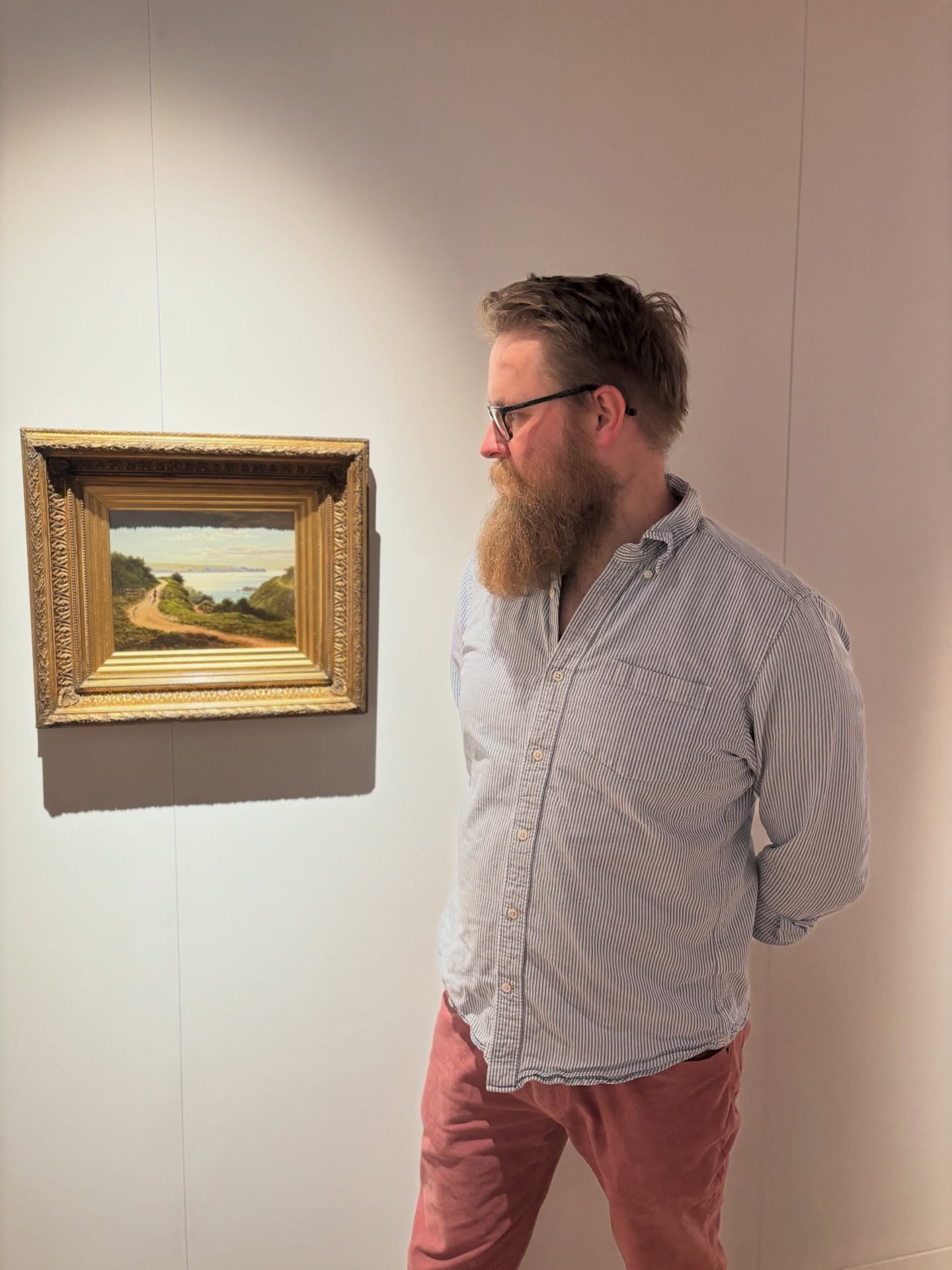 Intensely proud of @philip_burrows this evening after the preview of @guernseymuseums ‘Lost in Nature’. Philip carefully restored this antique frame ahead of the exhibition opening, bringing it back to a standard worthy of the work it now holds.
A beautifully considered show celebrating Guernsey’s landscape and the artists who have captured it. Very much worth a visit over the coming weeks. Please see Philip’s restoration and conservation IG for more information on his most recent projects.
.
.
#guernseyart #antiqueframe #artrestoration #supportmuseums #heritagecrafts