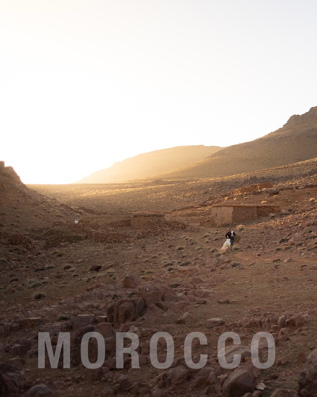 Only took me two months to edit some photos from our trip to Morocco. đ¤ˇââď¸
Marrakech was great to explore, but the highlight of this trip was hiking through the Anti-Atlas mountains.
We spent 4 days backpacking through some of the most stunning terrain Iâve ever seen, all thanks to the team at @plantomorocco.
Thereâs nothing quite like a private guided hike with your own mule team and private chef. Weâre not usually the type to book tours but Hassan and his team did an amazing job at making it special and not just a typical tourist tour.
Truly the highlight of Morocco for us.