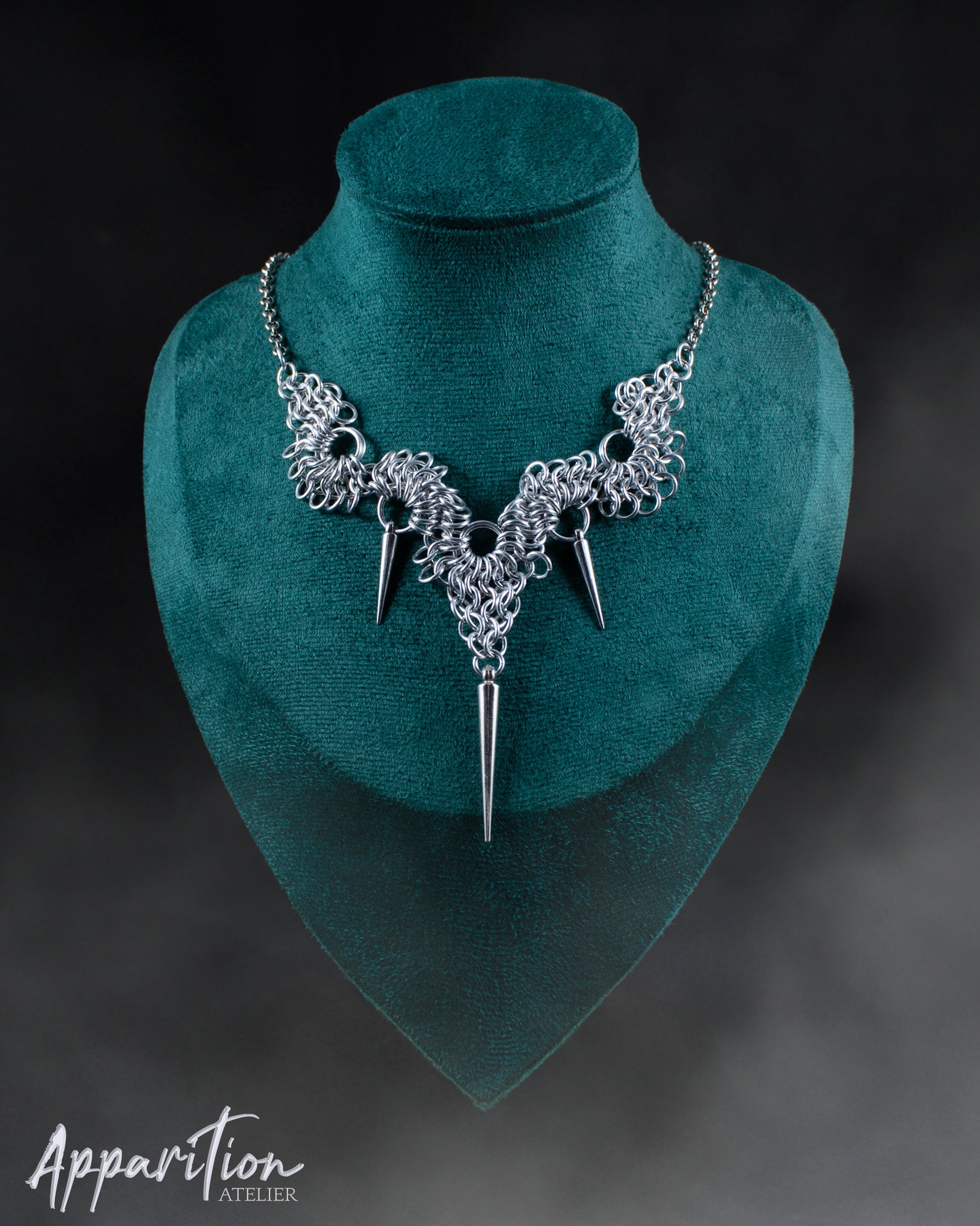 ⚔️ Tatiana Chainmaille Necklace
⛓ R500
Available now at www.apparition.co.za
#apparitionatelier #handcrafted #modernmedieval #chainmaille #jewellery