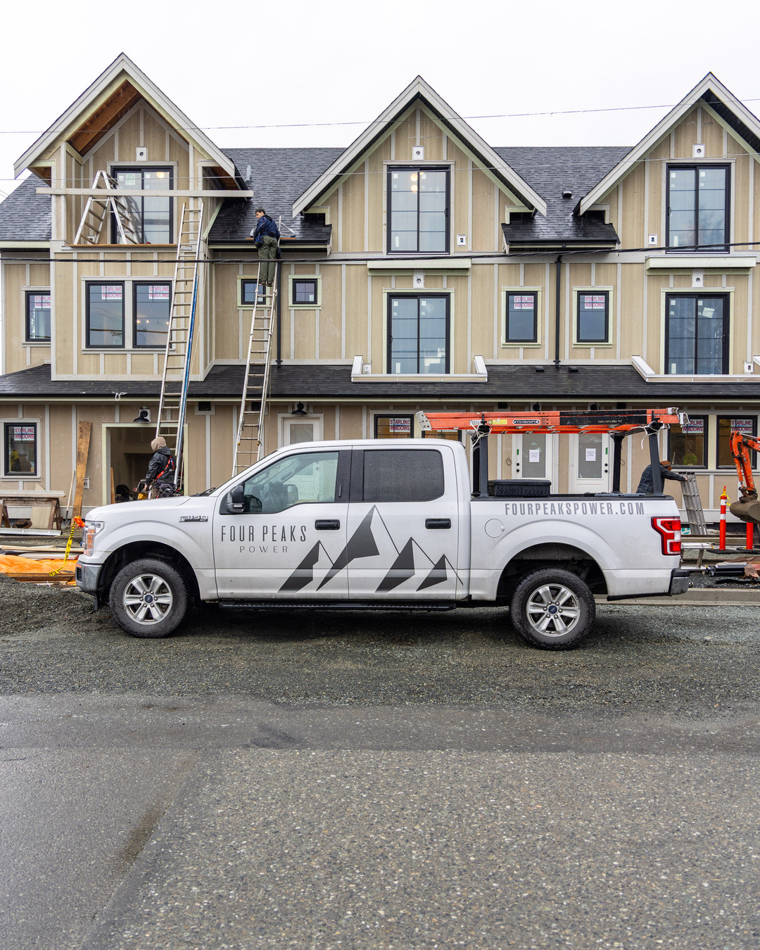 ✅ Project nearly complete and we are proud of every single detail.
2859 Richmond Road, Victoria. Exterior lighting. Exterior plugs. Multi-unit townhouse. Done right by the Four Peaks Power crew. 💪
From reading the blueprints to the final fixture, this is what it looks like when a team takes pride in their work. Swipe to see it all come together. 👉
Homeowner or developer? Let's talk about your next project.
📞 1-250-277-3588
👉 Link in bio
#VictoriaBC #VictoriaElectrician #ExteriorLighting #FourPeaksPower #ElectricalContractor