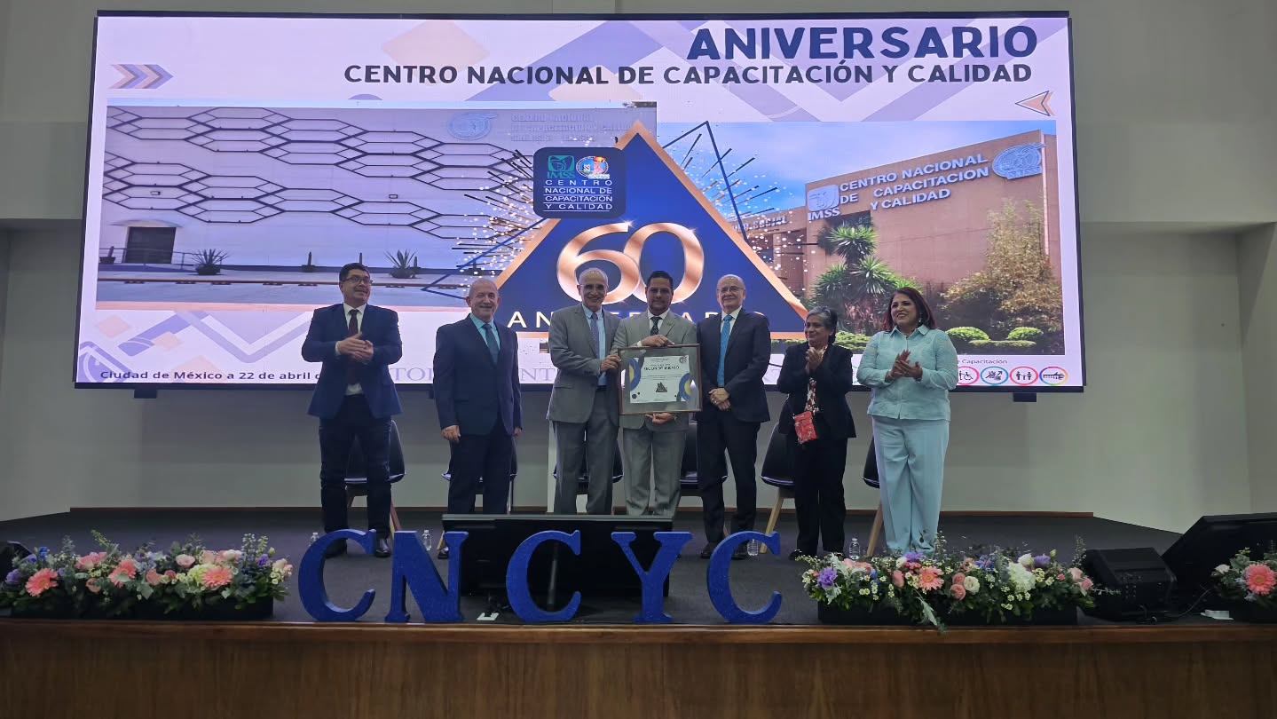 60 años formando, transformando y trascendiendo.
Reconocimiento al Centro Nacional de Capacitación y Calidad del SNTSS por su sexagésimo aniversario
Seguimos avanzando, siempre a la vanguardia.