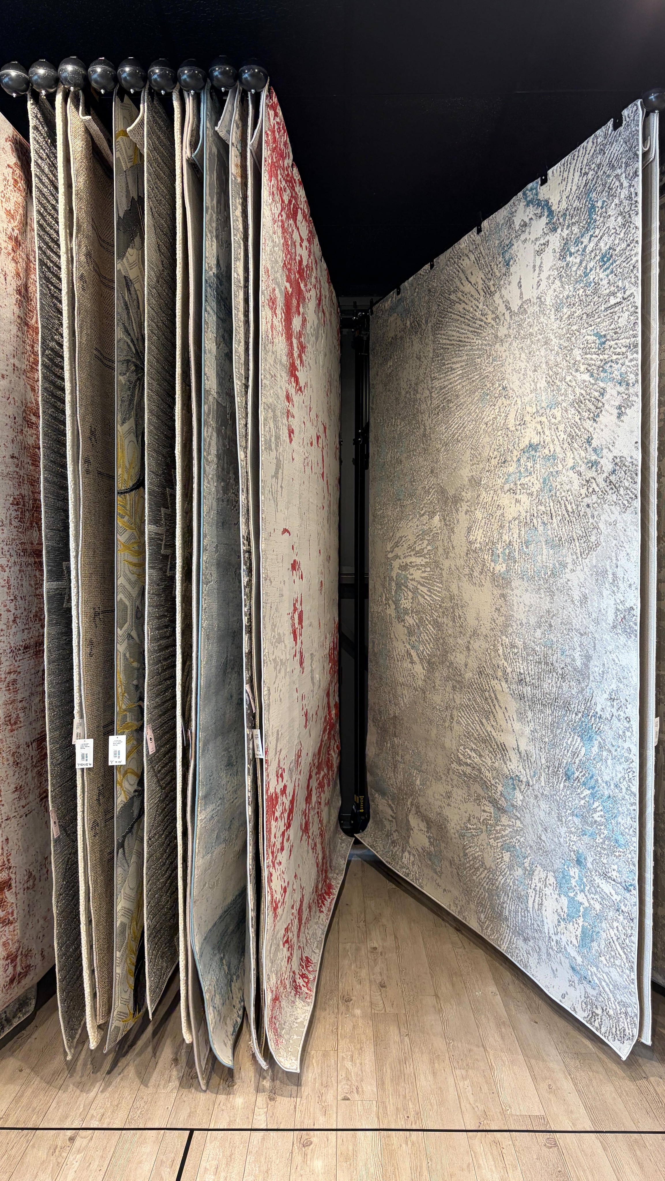 New rugs are rolling through the door and trust us—you’re going to want to stop in for this 👀
#arearugs #homedecor #dartmouthns #shoplocalsupportlocal