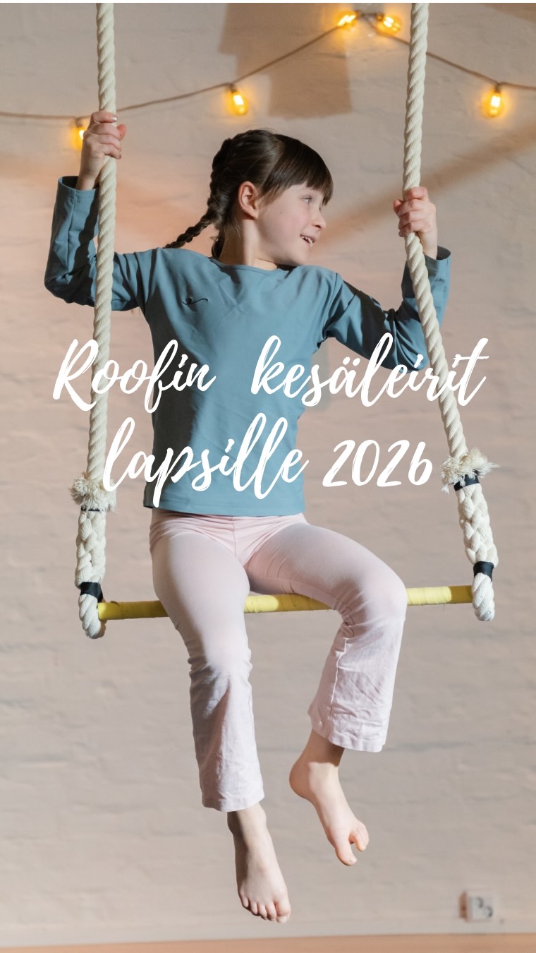 Etsitkö kivaa ja monipuolista kesäpuuhaa lapsille? 🤸♂️☀️
Roof Aerial Club järjestää kolme kesäleiriä 7-14-vuotiaille koululaisille kesäkuun aikana.
Kesäleireillä harjoitellaan eri lajejamme kuten ilma-akrobatiaa, tankoakrobatiaa, pyramideja, vanteita ja jongleerausta. Leirin ohjattua toimintaa on klo 10-14, mutta tilaan saa saapua jo 9.30 ja viipyä 15.00 asti. Leirille otetaan mukaan omat lounaseväät. Käytössä on jääkaappi ja mikro. Lisäksi tarjoamme pienen välipalan iltapäivällä (hedelmää, smoothieta, leipää tms). Kerrothan mahdolliset allergiat!
Mukaan tarvitset liikuntaan sopivat vaatteet: toppi/t-paita sekä shortsit ja pitkät housut, sillä tangolla tarvitaan shortseja ja ilma-akrobatiassa pitkiä housuja. Ota mukaan myös pieni pyyhe tangon pyyhkimistä varten sekä juomapullo. Lisäksi ota mukaan myös liikkumiseen sopivat kengät ja ulkovaatteet, sillä käymme jonakin/joinakin päivinä läheisessä puistossa tekemässä alkuleikit ja lämmittelyt.
Leirin viimeisenä päivänä leiriläiset tekevät pienen esityksen leirillä opituista taidoista ja vanhemmat ja kaverit ovat tervetulleita katsomaan sitä klo 13.30.
LEIRI 1 (alkeet)
ma-pe 1.-5.6.
Hinta 165€
Ohjaajana Sanni Sarlin ja Jerina Ferdani
LEIRI 2 (alkeisjatko)
ma-pe 8.-12.6.
Hinta 165€
Ohjaajana Sanni Sarlin ja Jerina Ferdani
LEIRI 3 (jatko)
ma-to 15.-18.6.
Hinta 135€
Ohjaajana Sanni Sarlin ja Jerina Ferdani
Ilmoittautuminen lasten kesäleireille on nyt auki Roofin app:ssa ja ne löytyvät lasten tuntien joukosta!
📸: @takayamaproductions