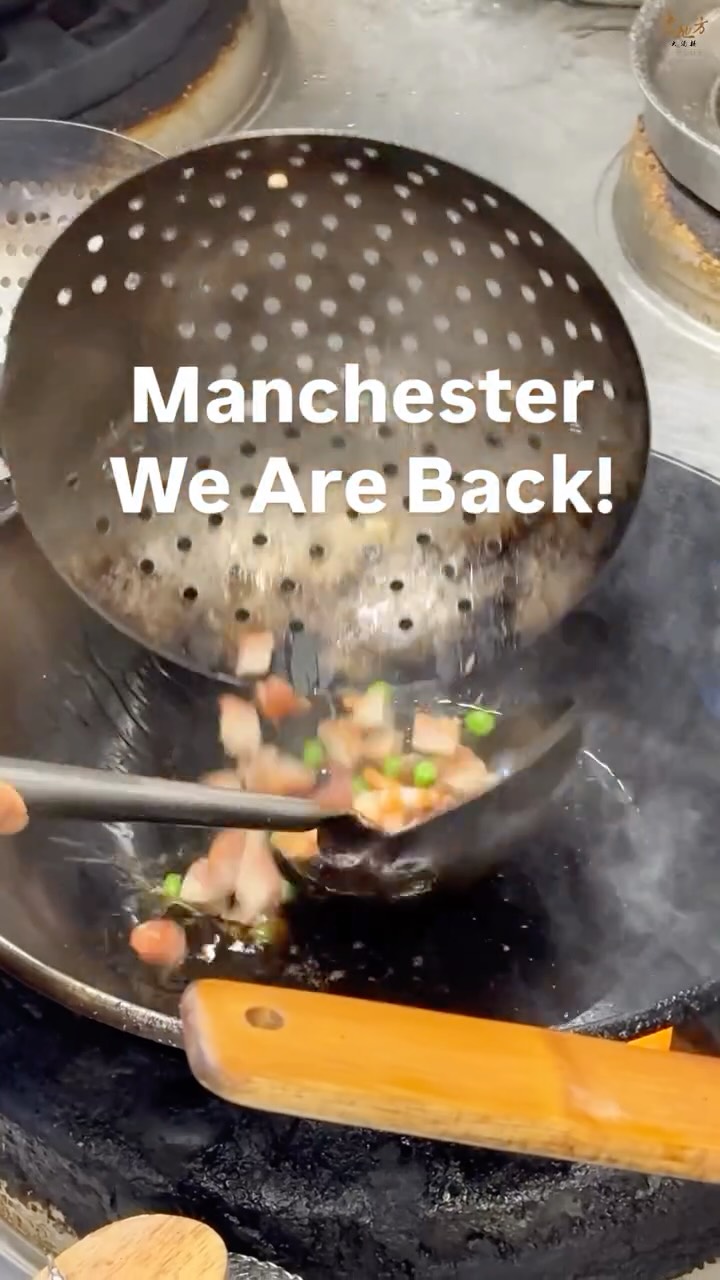 🎉 Manchester, we’re back!
We’re open again and ready to welcome you back with your favourite dim sum, roasted meats, and wok-fried dishes 🔥🥟🍜
Thank you so much for your patience and support while we were closed — we really appreciate it ❤️
We can’t wait to serve you again. Come by this week and get your cravings sorted!
Aplus Oriental Restaurant
📞0752 5244 913
📍G/F-1/F, 52-56 George Street, Manchester M1 4HF
Sunday-Thursday: 1130am-0200am
Friday-Saturday: 1130am-0300am
#ManchesterEats #FoodieManchester #ManchesterFood #ThingsToDoInManchester #Manchester