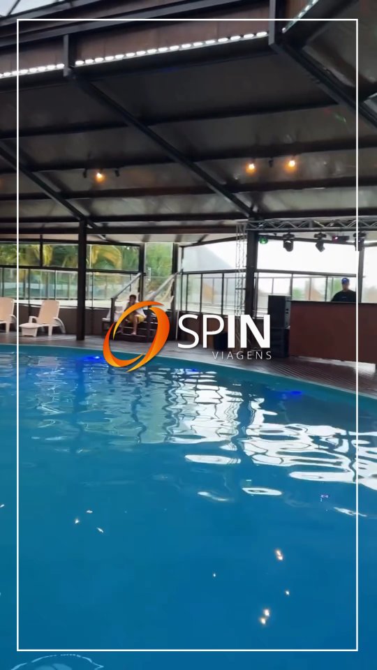 Uma novidade no turismo nacional reforça uma tendência que só cresce: destinos que concentram hospedagem, lazer e alimentação em um único lugar.
O Villa di Acqua, integrado ao Parque Cascaneia, consolida esse conceito ao oferecer uma experiência completa dentro de um mesmo complexo, localizado em Santa Catarina, na região Sul do país.
A proposta é unir praticidade e diversão em um só destino:
✨ Hospedagem integrada ao parque
🍽️ Refeições incluídas para mais comodidade
🎢 Acesso direto às atrações aquáticas e de lazer
👨👩👧👦 Estrutura ideal para famílias e grupos
Esse modelo vem ganhando força porque permite aproveitar mais e se preocupar menos, sem necessidade de deslocamentos durante a viagem.
✨ A SPIN Viagens acompanha essas tendências para te apresentar experiências cada vez mais completas, práticas e bem planejadas.
.
Siga nossas dicas para uma viagem sem preocupações e para saber mais é só clicar no link da bio! 📲
.
.
.
#SPINViagens #Viagem #PlanejamentoDeViagem #Turismo #destinocerto