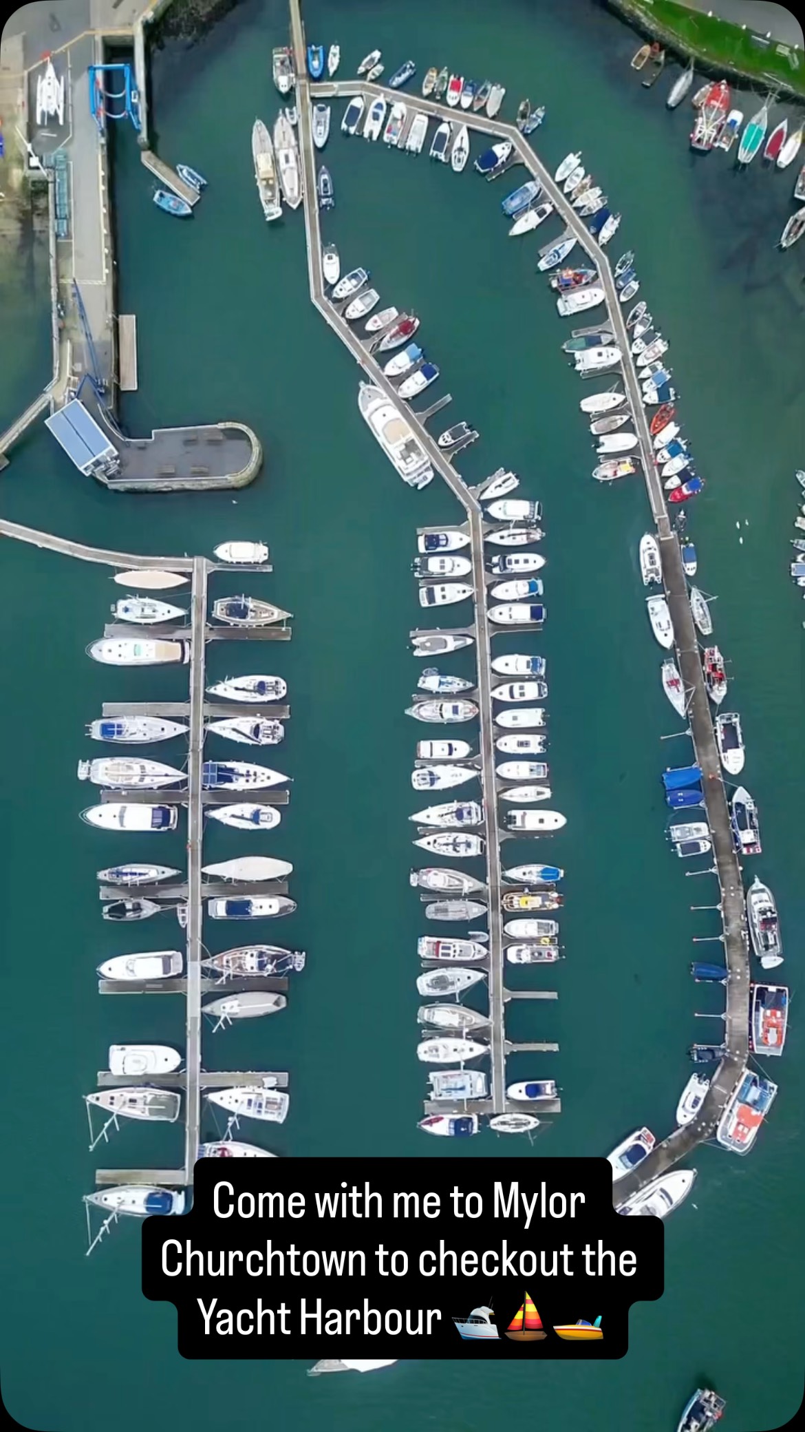 Come with me to Mylor Churchtown to checkout the Yacht Harbour 🛥️⛵️🚤
#cornwall #cornwalltravel #mylor #mylorchurchtown #yachts