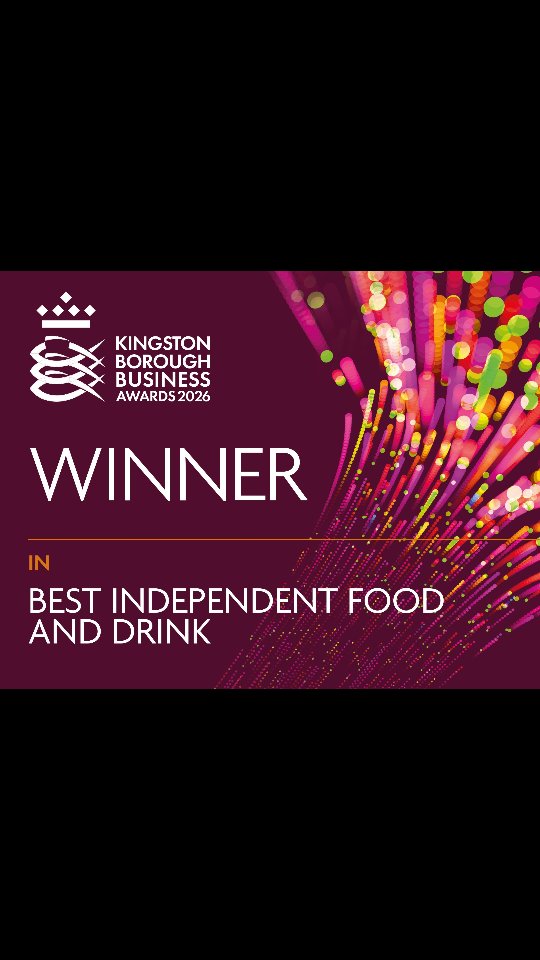 What a night, what a team… but seriously, where the hell was my husband?! 🤩🍾 Shay?