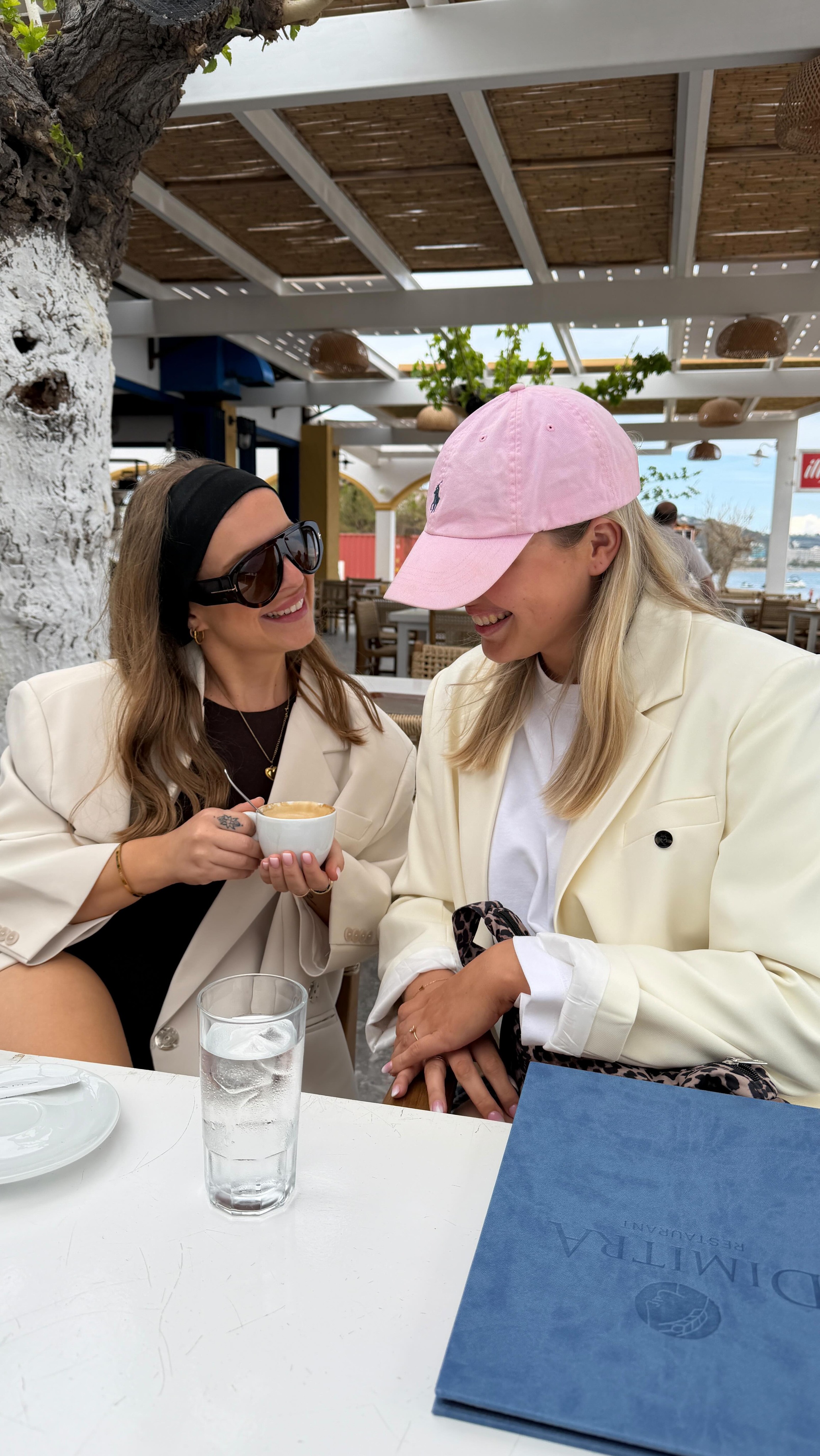 Dagje 4 in Rhodos! 🐚 Ben jij benieuwd naar alle campagnes?
www.juliabybb.com
#juliabybb #juliaturnhout #webshop #Rhodos #summer