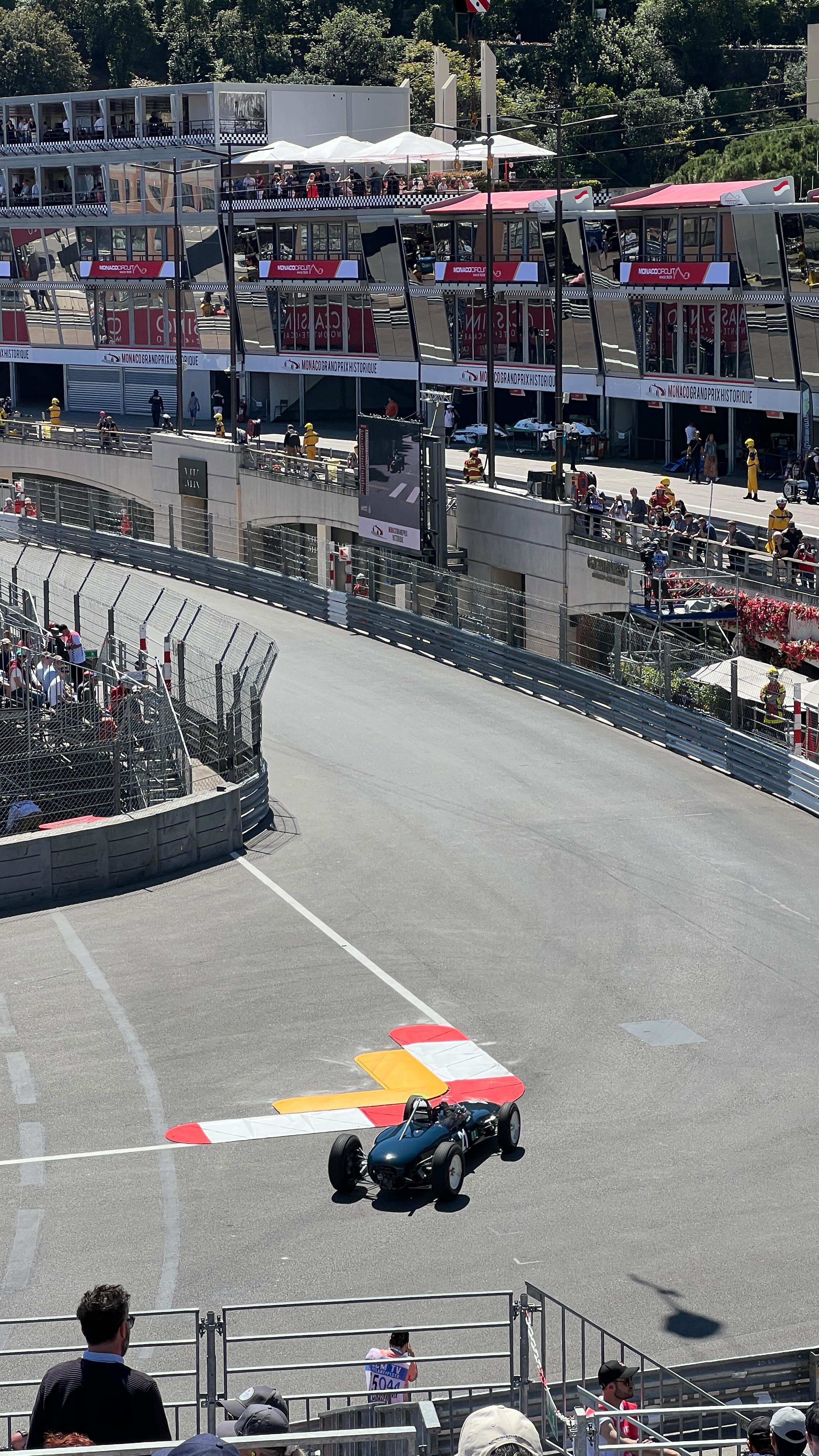 A glimpse into the Historic Grand Prix of Monaco 🏁
Timeless cars, iconic streets.
#GrandPrixMonacoHistorique #MonacoCircuit #automobileclubdemonaco #vintagecars #montecarlo