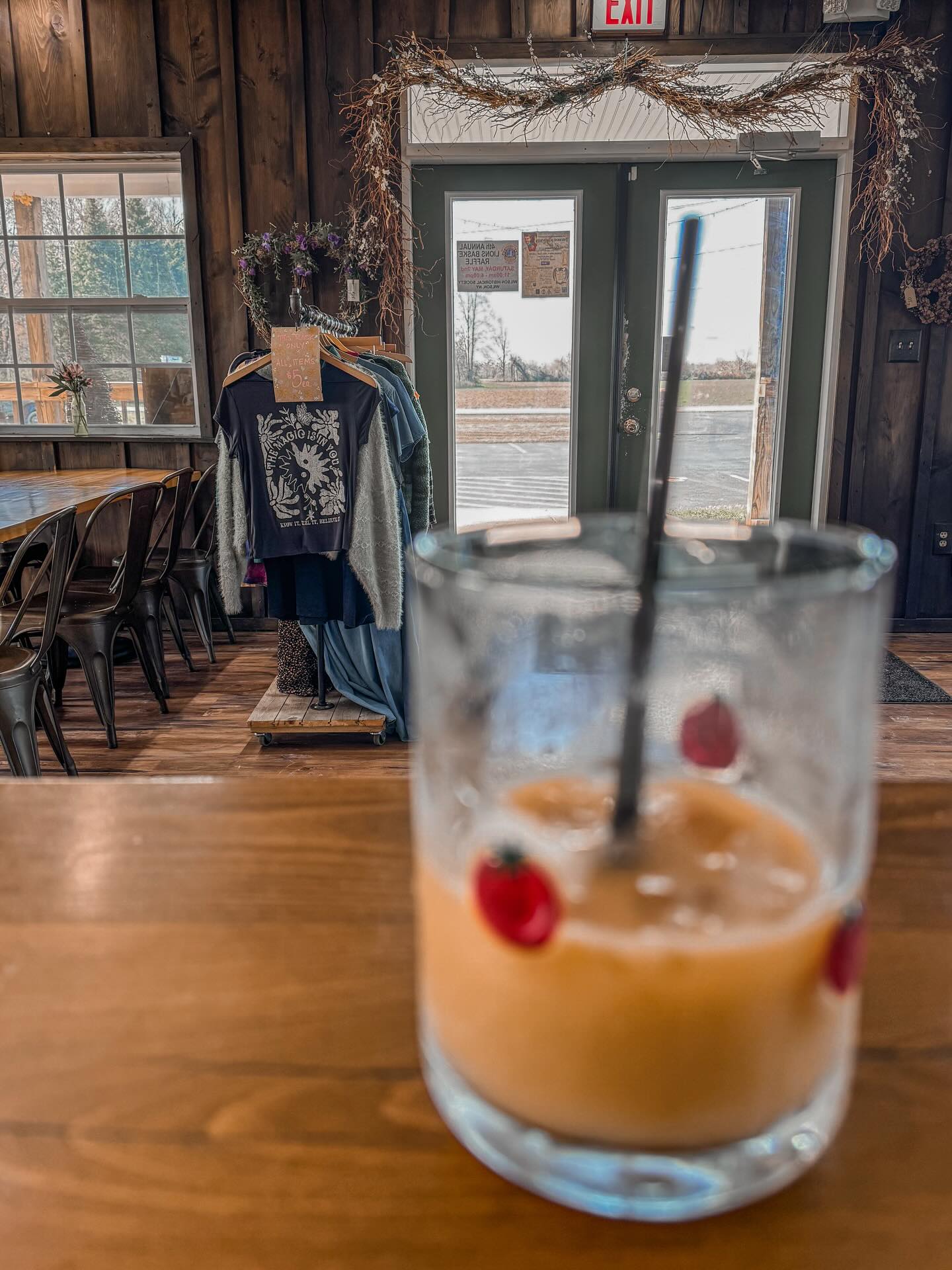 If you wanted to skip out of work early today and have a coffee (or Pony) with Jen & Bob, and shop the wares rack, we wouldn’t tell your boss! Just sayin!