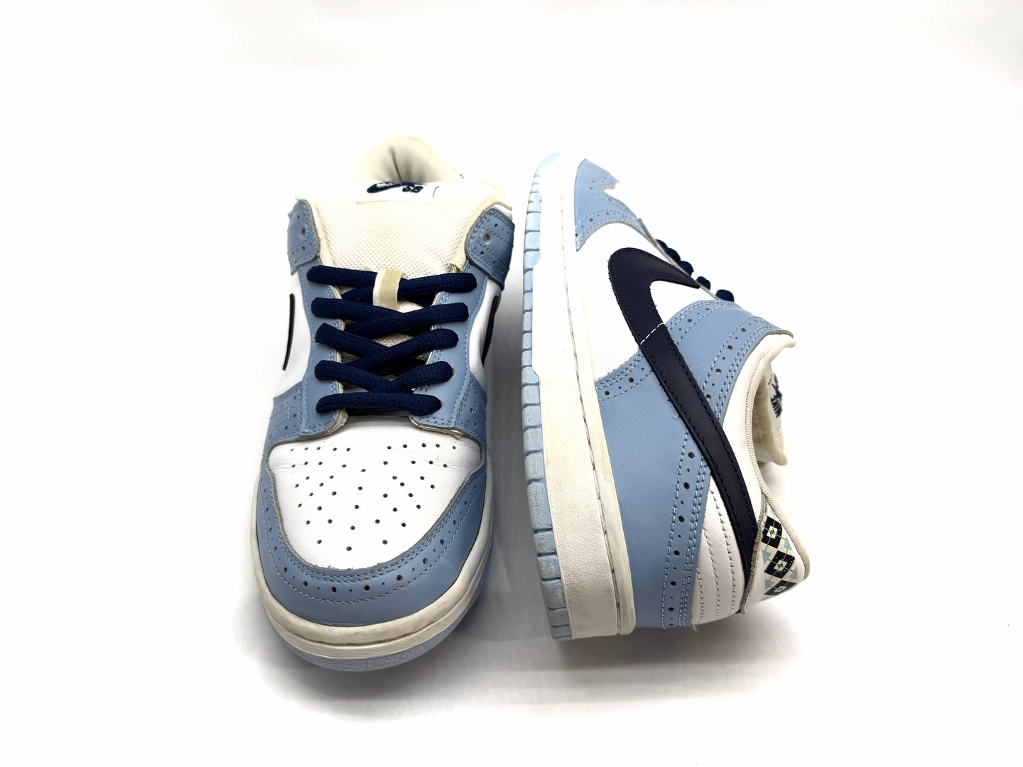 Nike Dunk Low Premium SB
“Golf Blue”
313170-141
White/ Midnight Navy- Blue Ice
Size 9.5 Pre-Owned only 1 flap
$315
#premium #golf #navy #ice #illery