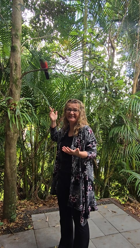 Even teaching something as simple as breathing… life doesn’t always go to plan 😄
This cute little king parrot kept interrupting,
I kept laughing — and we started again (a few times), & never really finished what I'd planned.
Qigong reminds us to regulate the breath, calm the body, and reconnect,
but also to stay present with whatever’s happening in the moment.
If you’d like to learn simple breathing techniques to support your health journey, I’d love to share this with you.
#breathe #qigong #chinesemedicine #healthbenefits #meditation