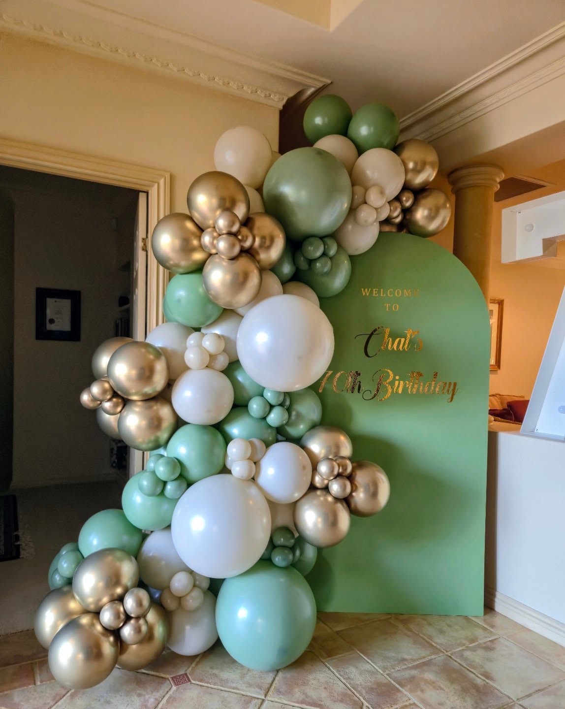 Welcome to Chat's 70th Birthday π
www.bailandoballoons.com.au
#balloonarch Brisbane balloon decorations
