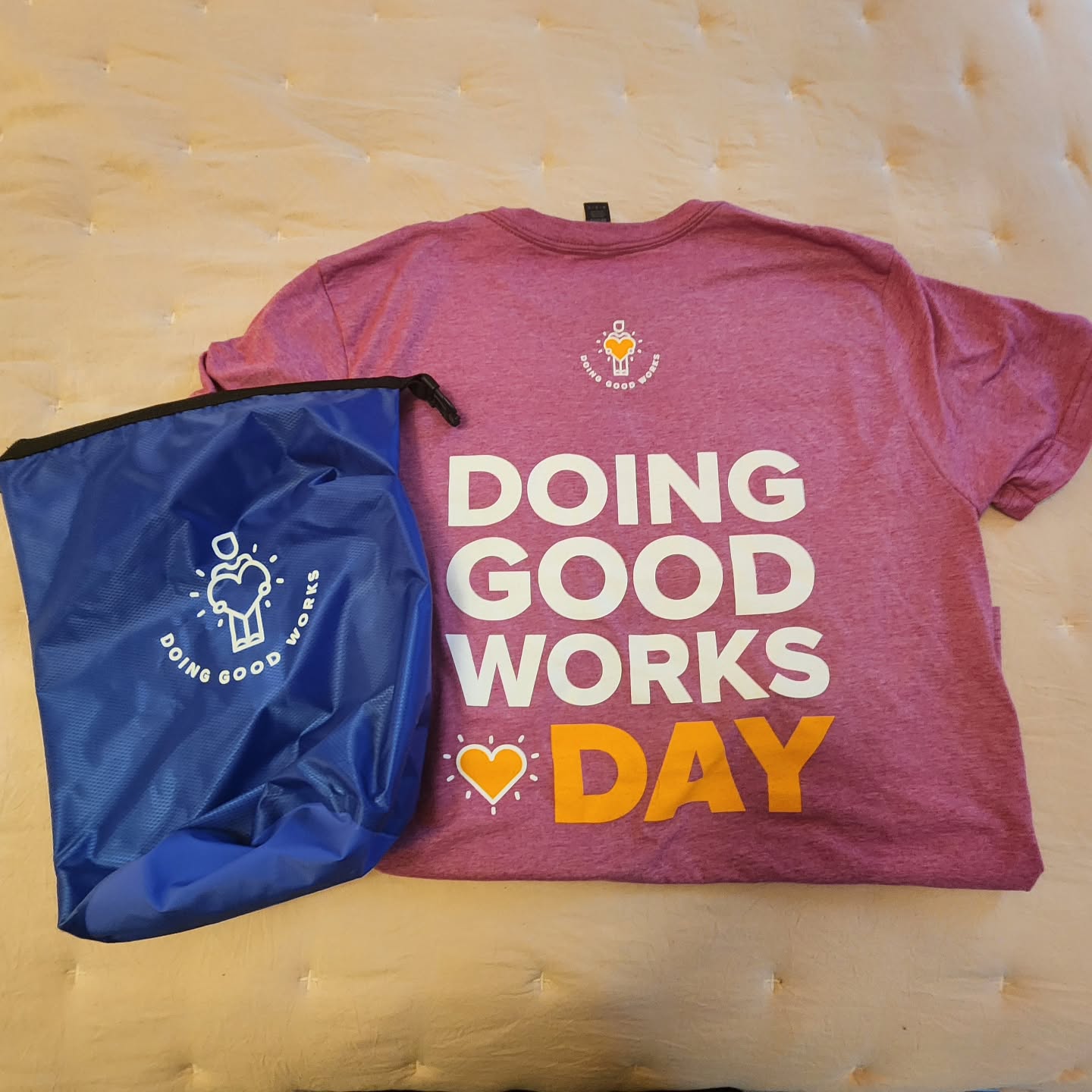 Doing good works, on purpose. ❤️
Midlife isn’t about slowing down, it’s about showing up.
I’m gathering people, especially women who are ready to give back.
When was the last time you volunteered?
Comment “I’m in” if you want to serve together, or search “volunteer opportunities near me” and choose one next month.
Be a woman who gives back.
#DoingGoodWorks #Volunteer #GiveBack #WomenSupportingWomen #midlifepurpose