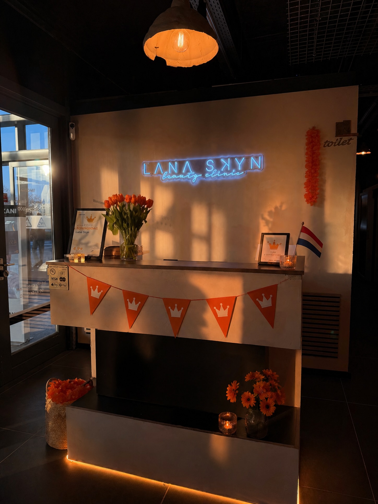 Kingsday is a day full of energy, connection, and celebration. A day where the streets turn orange, music fills the air, and people come together to enjoy the moment. 🧡👑
What makes this day so special is not only the tradition, but the feeling behind it. It’s about community, laughter, togetherness, and celebrating how beautiful it is when everyone shares the same joy.
It is also a reminder to appreciate how far we have all come, to be proud of every step taken, and to look forward to everything still ahead. New dreams, new memories, and new beginnings.
Today is about enjoying the present, celebrating with the people around us, and feeling grateful for every moment that brought us here.
Wishing everyone a beautiful, joyful, and unforgettable Kings Day. 🧡👑
