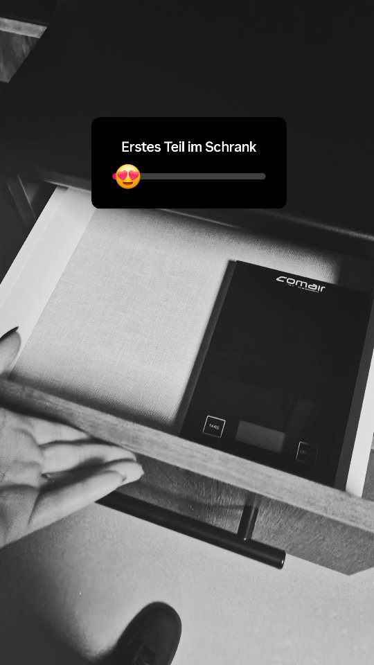 Die ersten Schränke wurden heute eingeräumt😚😚😚😚
#erstesTeilimSchrank #Umzug #excited😍