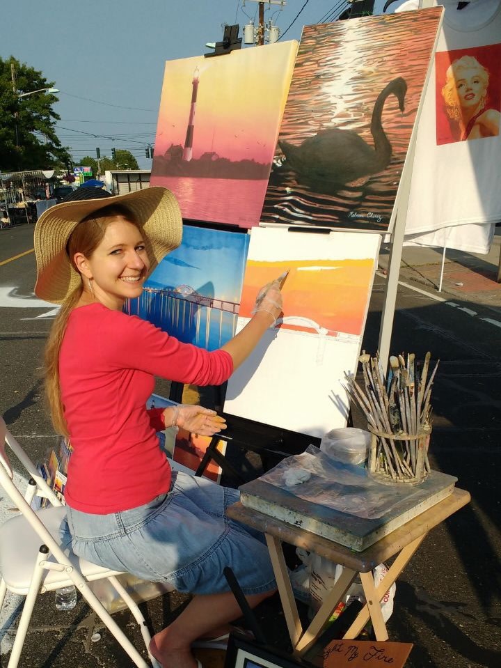 This weekend, from Saturday April 25th- Monday April 27th we will be having an art pop up from @paintings_drawings_by_rebecca at our Lindenhust location!! Come take a look through tons of beautiful paintings all hand made by Rebecca! We hope to see you there🍀✨