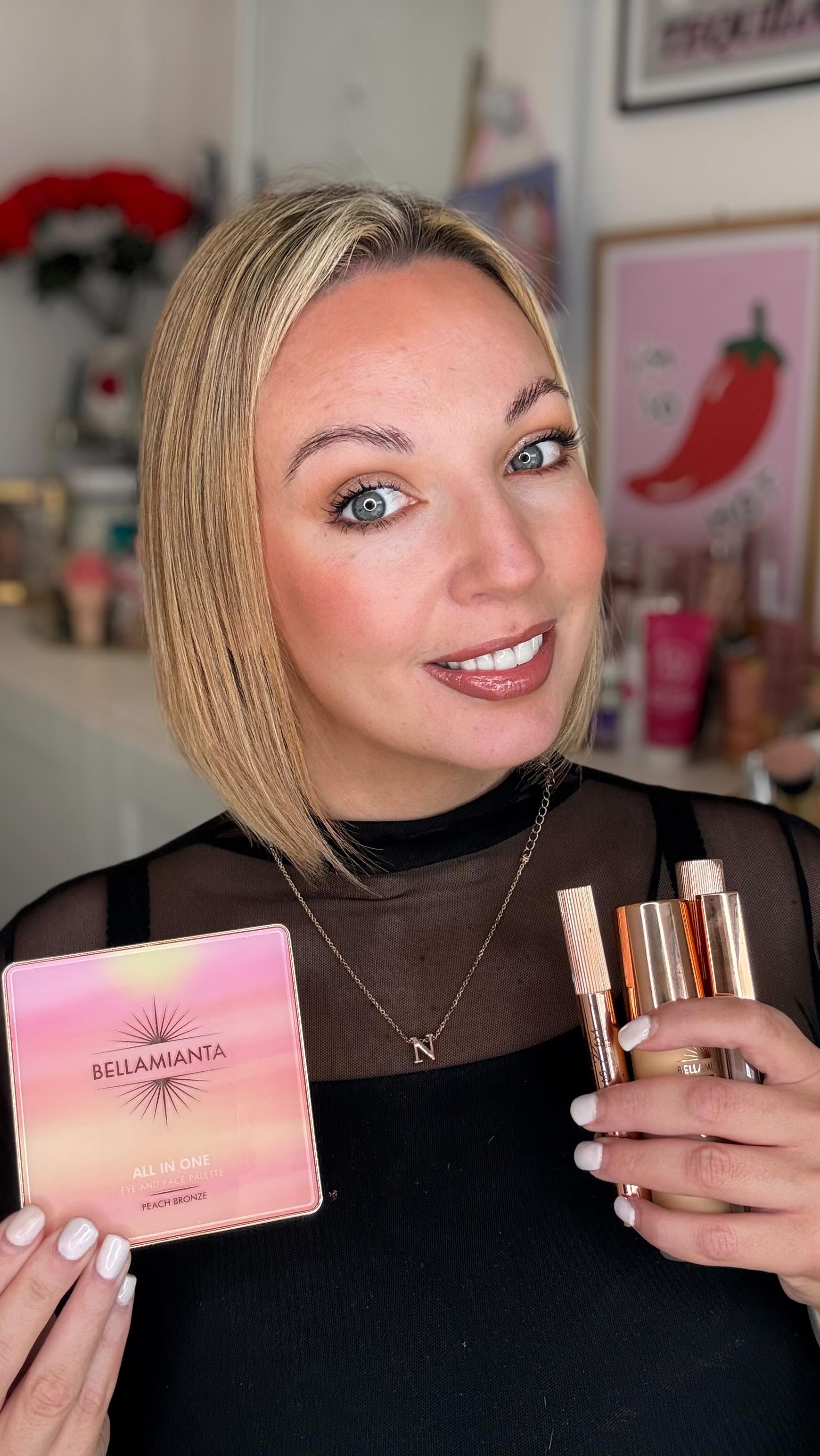 5 minute makeup with 5 products ✨
The @bellamianta 5 minute face bundle is available online now for €85 which is a huge savings of 25% 🙌🏼
This bundle is fully customisable to you! Choose your base with either Face Base SPF 30 Moisturising Primer or Glow Base. Define and enhance your features with the All In One Palette or All In One Palette Peach Bronze or Luxe Quad Palette and conceal any imperfections with Dreamy Creamy Concealer. Make your eyes pop with Lash Illusion Tubing Mascara in Black, Brown, or Burgundy. Finish with a swipe of Speakeasy Lipstick, Luxury Lip Oil, or Magic Kiss Lip Balm in your perfect shade for a polished, effortless look.
#bellamianta #bellababes #fiveminuteface #makeup #makeupartist