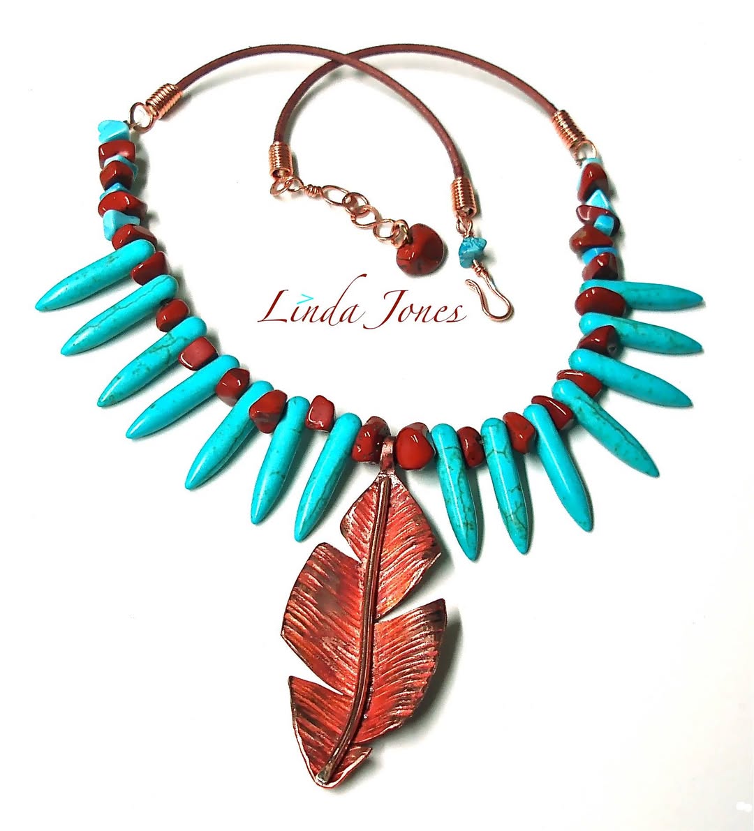 It's an oldie, but I just love the colours. Copper, red jasper and turquoise dyed Magnesite spike beads β€οΈ