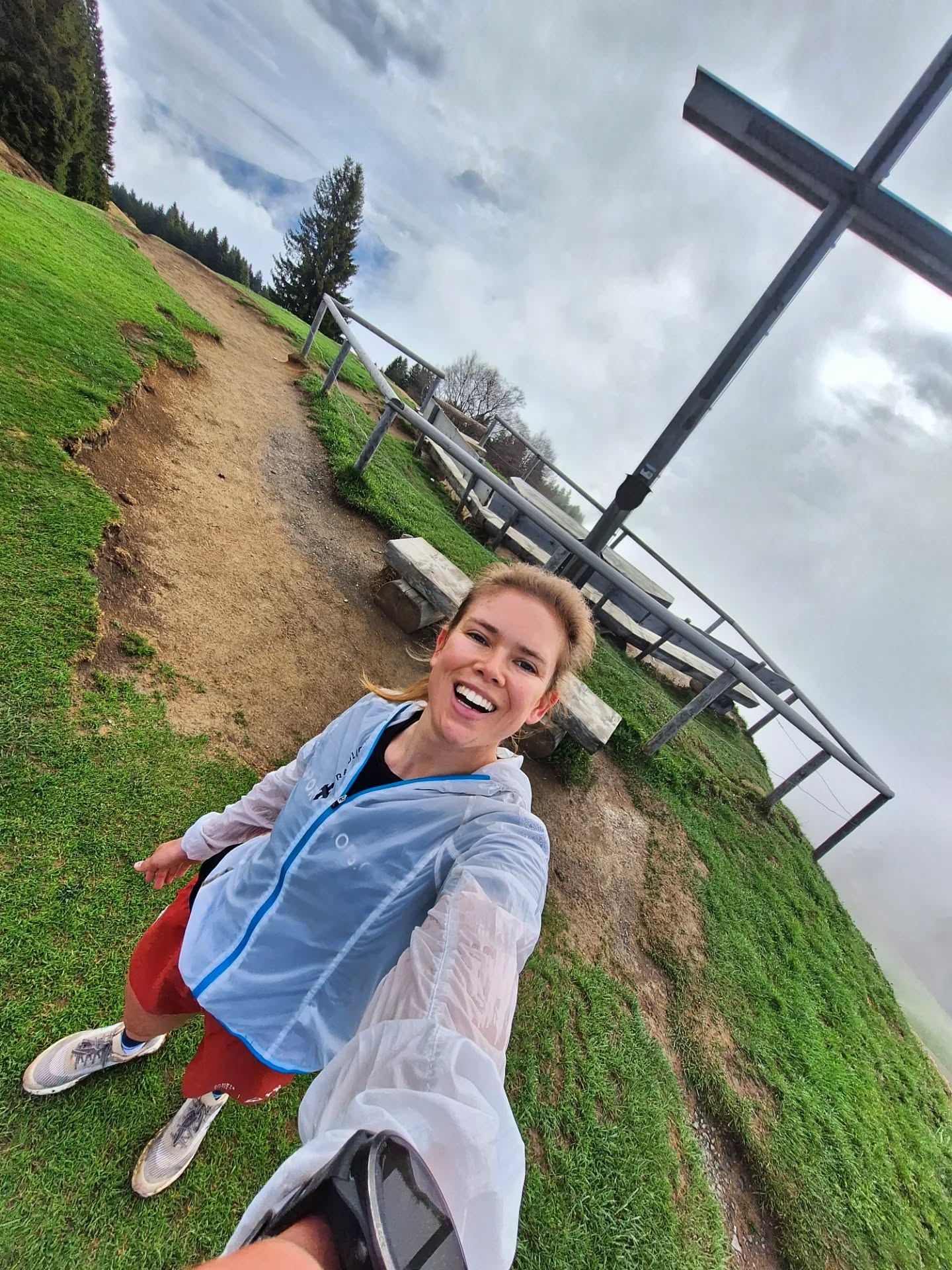 Amazing week 🌞🤩!
Spring vibes are in full swing and my training is back on track. Feeling like normal again is huge. 🥹🥹 Grateful and happyyyyy.
❤️🔥❤️🔥❤️🔥