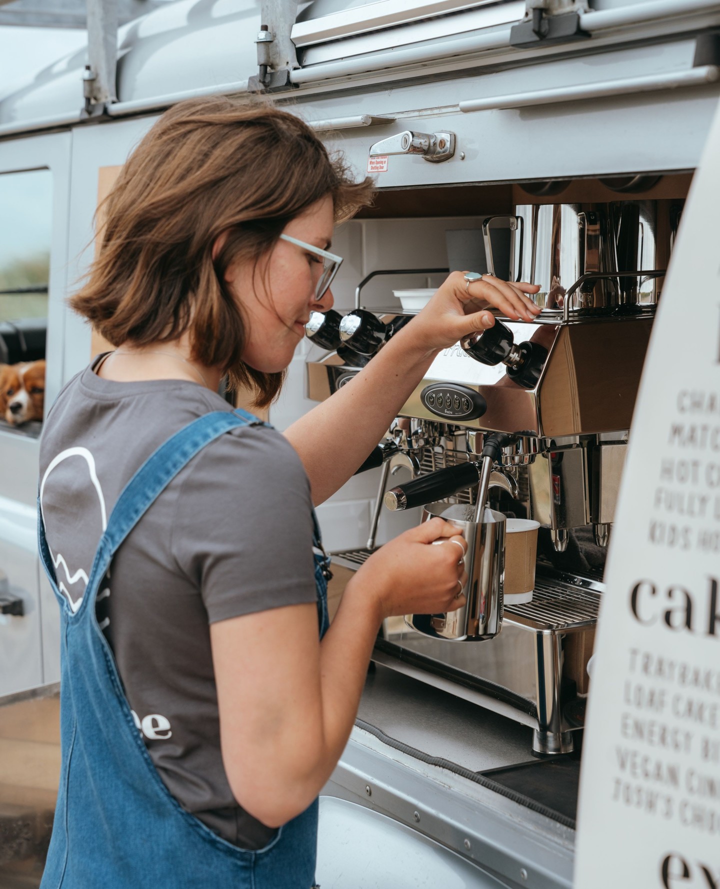 People think milk’s the easy bit. Let us tell you, it’s not.
It’s the difference between a coffee that’s bang on…and one that’s just a bit meh, and you can tell before you even taste it.
Steam it right, texture it properly, respect what you’re working with - that’s where it all changes. That's what we do, mobile.
#aboveaveragecoffee #mobilecoffee #landrovercoffee #coffeelandriver #wavicoffee
