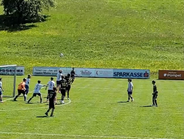 🔥SIEG🔥
Unsere U13 konnte heute das Derby gewinnen. 🏆
Wir gratulieren!!! ⚽️💛🖤
#u13 #sctisis #derby #sieg