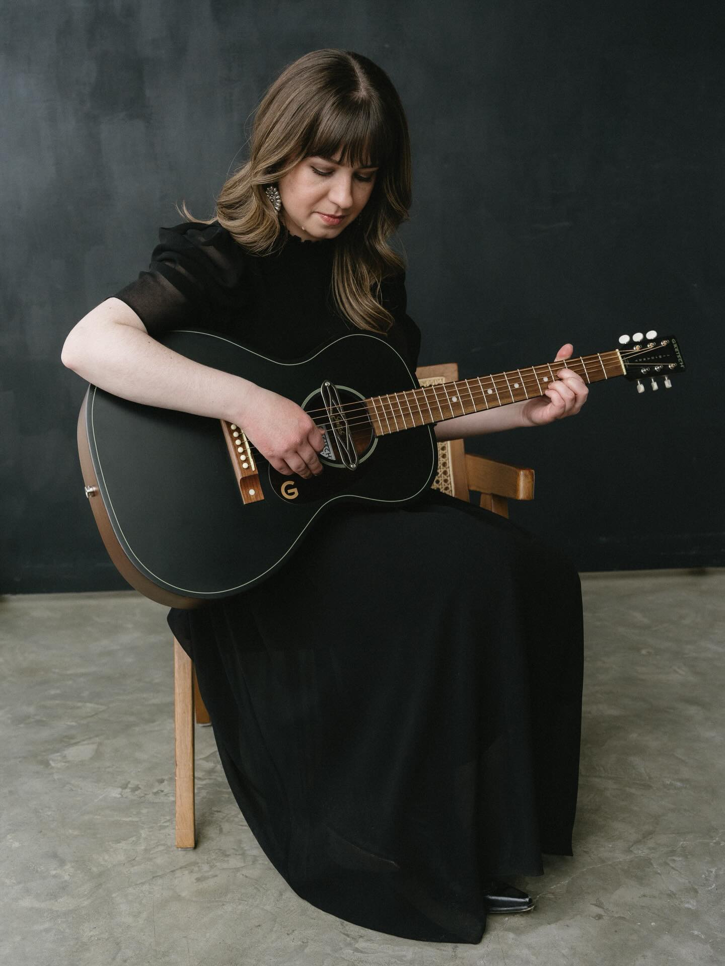“I’m still going to spill my guts out onto the page, into the songs, on stage. I’m still going to sob in the studio when I cut vocals. None of that is changing or going away, if anything, I’m leaning into that more. But I am finally making space for…” Read more on my NEW Substack page. Reflecting today on “The 6” meaning the last 6 years of rebuilding my life inside and out in Calgary. And also a play-on “The 6” meaning “Toronto” and my brutally hard and transformative chapter there. Might write a song about it, but for now, a blog.