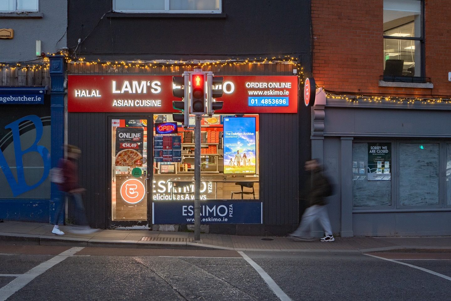 🥁Drum role please... we’ve two more exciting new sites around town!
Check out our screens in Ranelagh and on Capel Street – where you can find all the good Dub buzz 💥
Excited to bring you more chances to see our fave artworks (they’re all our faves)…
#ooh #dooh #advertising #dublin #looktothelight
