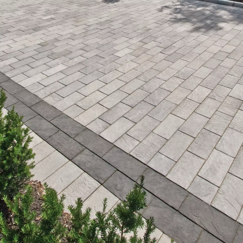 Building a patio or walkway this spring? Now’s the perfect time to start planning. ✏️
Explore Hardco Sand & Gravel’s full line of pavers and interlock online and find the right look to bring your outdoor space to life.
Visit www.hard-co.com
#pavers #interlockstyles #landscapingdesign #landscapers #interlockdesign