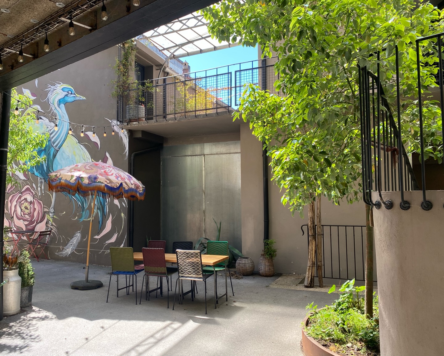 That’s spring baby !
#aperobourguignon #unpetitblanc #vinsdebourgogne #beaune #aperotime