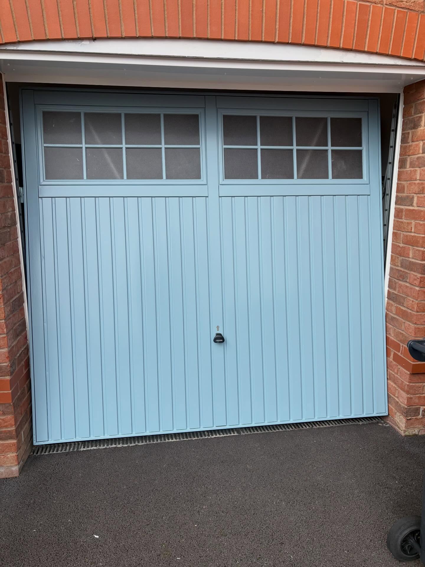 Garage transformation complete 🚪🔥
This garage door has been completely refreshed, giving the property a cleaner, more modern finish.
Fully prepped, carefully masked, and sprayed for a smooth factory-quality result that’s built to last 👌
Big upgrade without the cost of replacement.
📍 Nationwide service
📞 07395539891
🌐 arlcoatings.co.uk
#upvcspraying #garagedoor #homeimprovement #spraypainting #upvccoatings respray