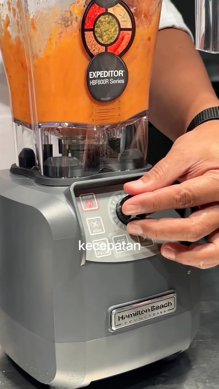 Power meets precision.
The Hamilton Beach HBF600 is built for high-performance kitchens — delivering smooth, consistent results for sauces, soups, and blends in seconds.
Designed for durability. Built for daily use.
Because in a professional kitchen, consistency is everything.
#Keisi #HamiltonBeach #KitchenEquipment #FoodPrep #ProfessionalKitchen