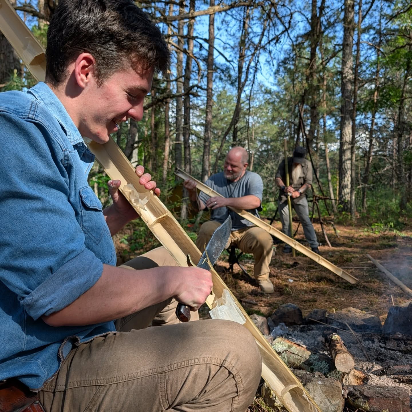Red River Survival course day 2, brisket jerky, bamboo bow, Cherokee arrow, copper forging, cordage, parched corn, hominy, and more... We're plumb tuckered out ... #campcraftoutdoors