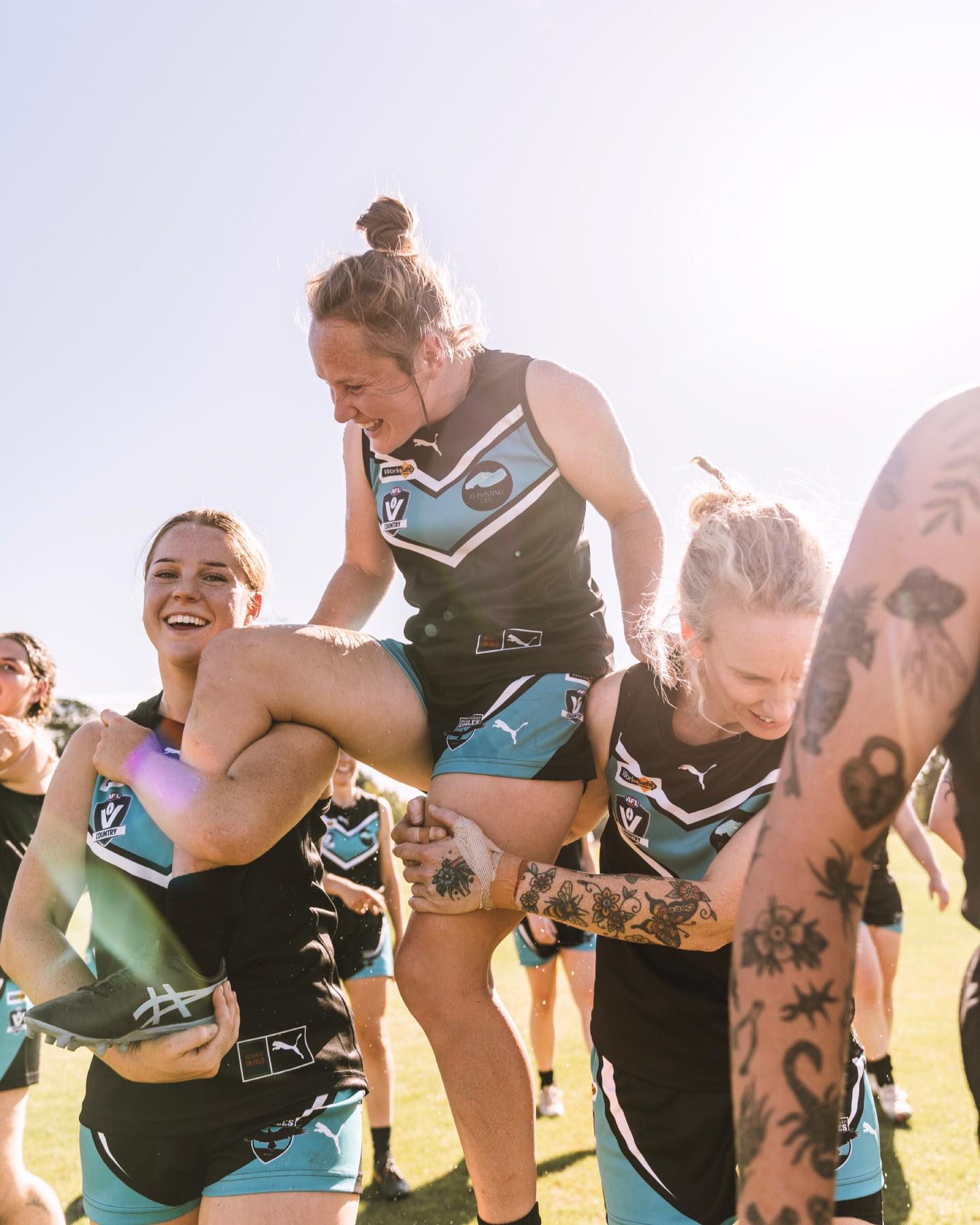 Scenes from an epically fought battle by the @wedgetailedeagles last weekend at their first home game 💪