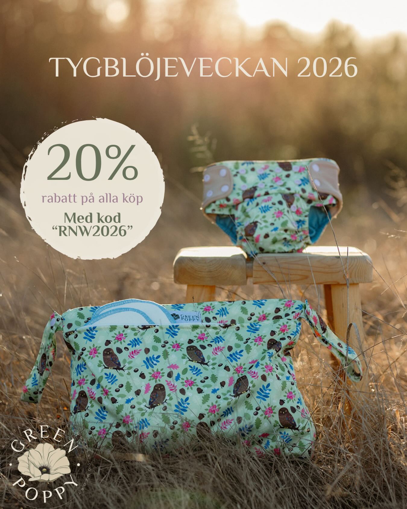 TYGBLÖJEVECKAN - REUSABLE NAPPY WEEK - RNW 2026 är här! 💚En fin vecka att peppa kring tygblöjor, sprida kunskap och glädje. Vi vill fira med er! Hela veckan (27 april - 3 maj) får du 20% rabatt på hela ditt köp* hos greenpoppy.se 🔥Och jag vet att det är lite tomt på hyllorna - meeeen det finns faktiskt väldigt många godbitar kvar ❤️ pul-skal, inlägg och massor av påsar! Och vikblöjor! Och formsydda! Jodå, massa fint 😍👏In och fynda! ✨Puss o kram! /Emma*gäller ej på produktkategorier paketerbjudanden, rea eller andrasorteringen. Går ej att kombinera med andra erbjudanden.