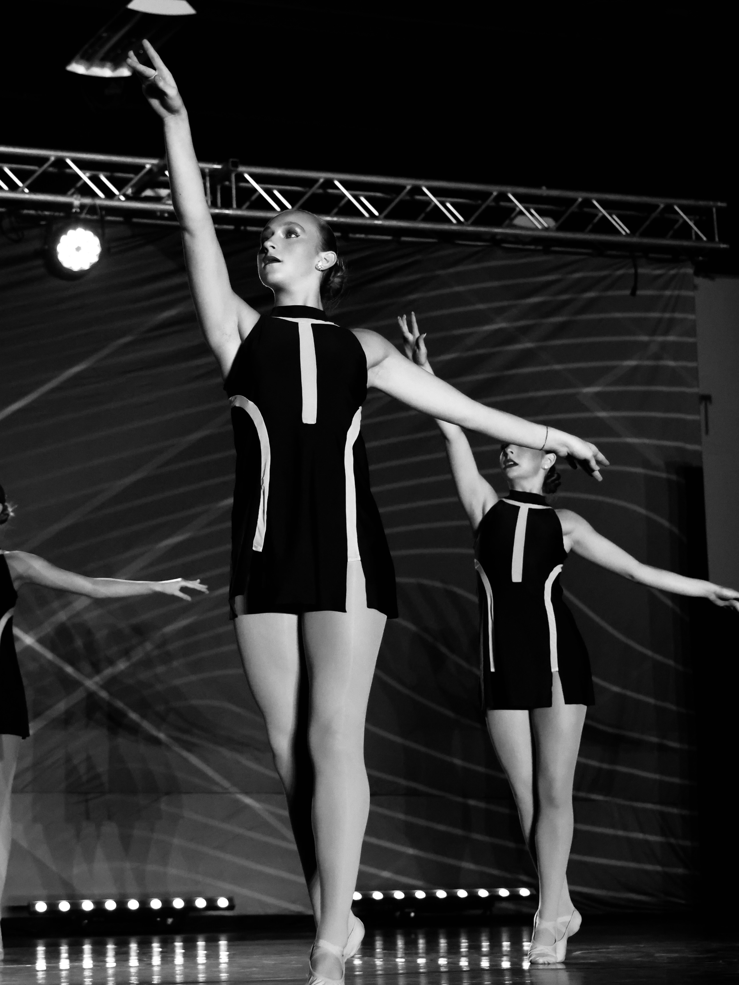 Happy International Dance Day💃🕺🩰🪩
In every step, every fall, every breakthrough—there’s a story being told. Today we celebrate the passion, resilience, and heart our dancers bring into the studio and on to the stage. This dance space, these dancers, this art—it’s our passion to turn music into movement and sound brought to life✨