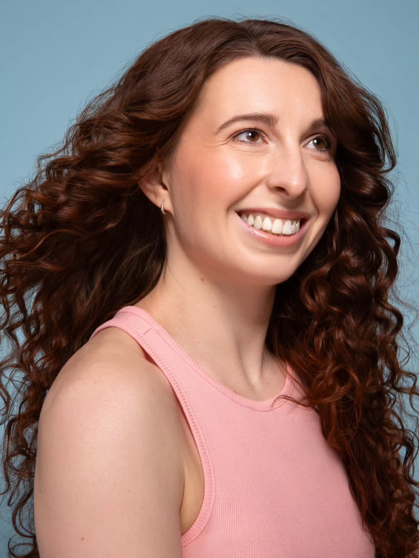 Neue Commercial Hair Ergebnisse aus unserem Shooting mit @alexandra.vitalia 😍
➡️Swiped durch den Post und schaut euch die Bilder unseres Hair Shootings an 😊 Wie gefallen sie euch?
📸Du brauchst auch neue Haar-, Beauty-, Sport- oder Wäsche Bilder für dein Book? Am 17. Mai 2026 findet unser nächstes Portfolioshooting statt! Sei dabei! 😍🙌Schreib uns für mehr Infos 💌
#commercialmodel #modelphotography #modeldeutschland #modelcoaching #hairmodelling
