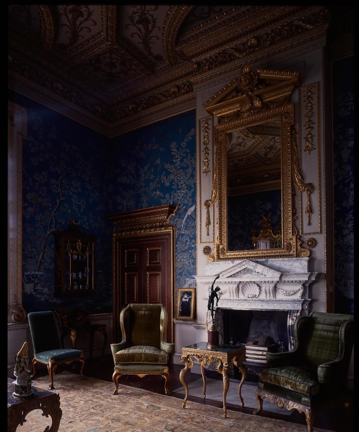The cabinet room photographed by @moorederry circa 2005