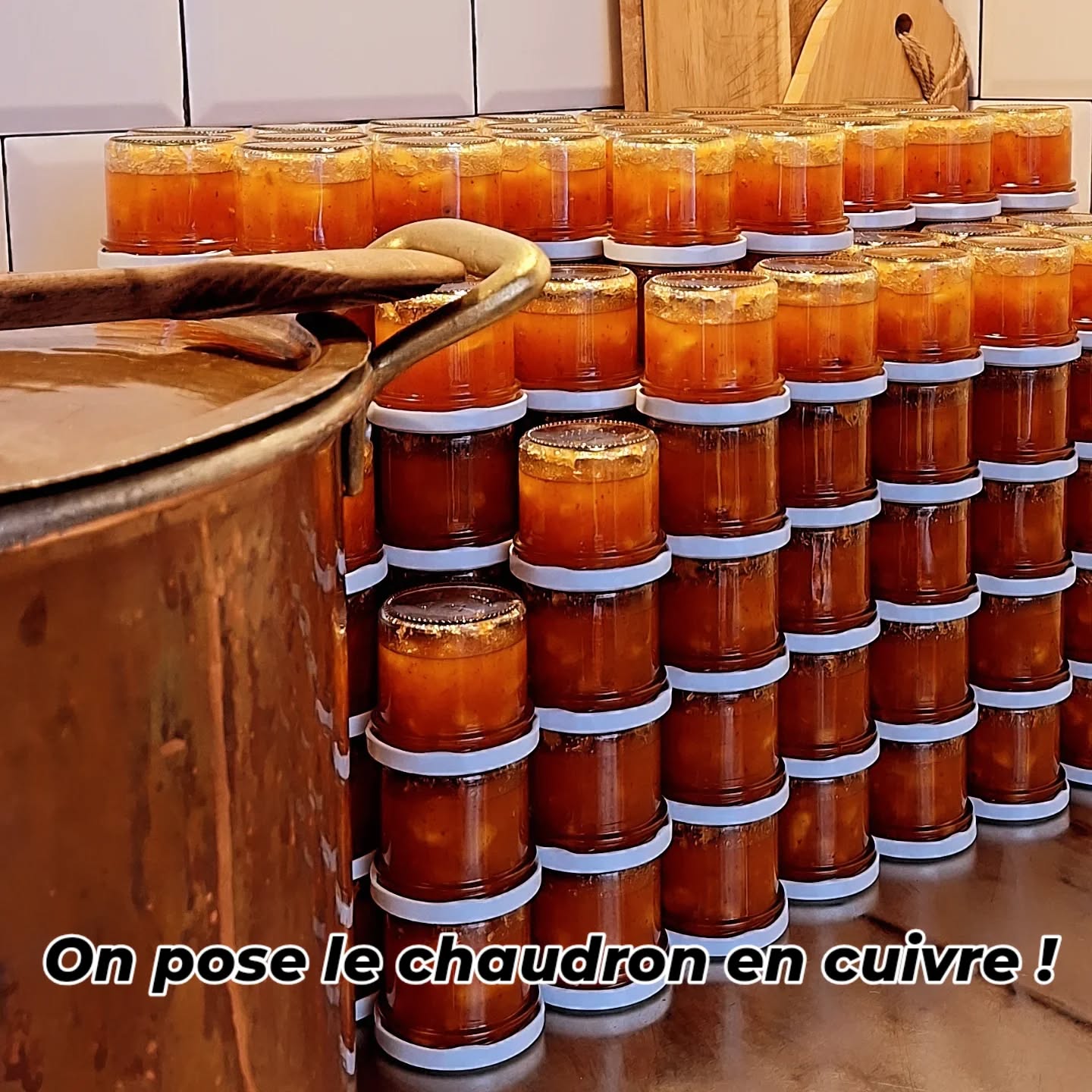 Le temps de cueillir quelques brins de muguet🌱 l'atelier-boutique prend un peu de repos.
Fermé du 1er Mai au 4 mai inclus.
D'ici là, restez connectés 😉
.
.
.
.
.
.
#benedettoconfituresatypiques #jam #weekend #photooftheday #vacances